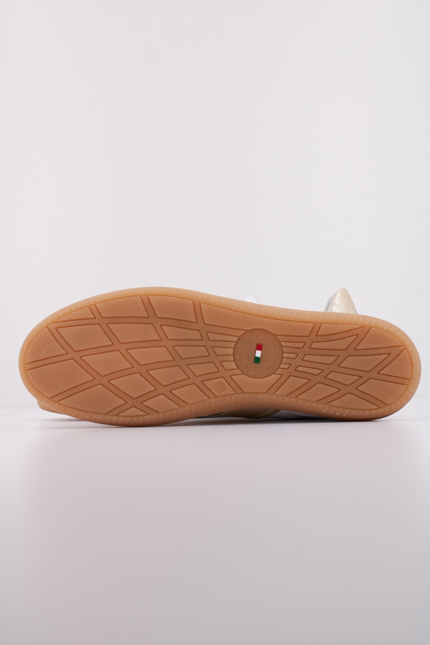 NERO GIARDINI ED en color   (5)