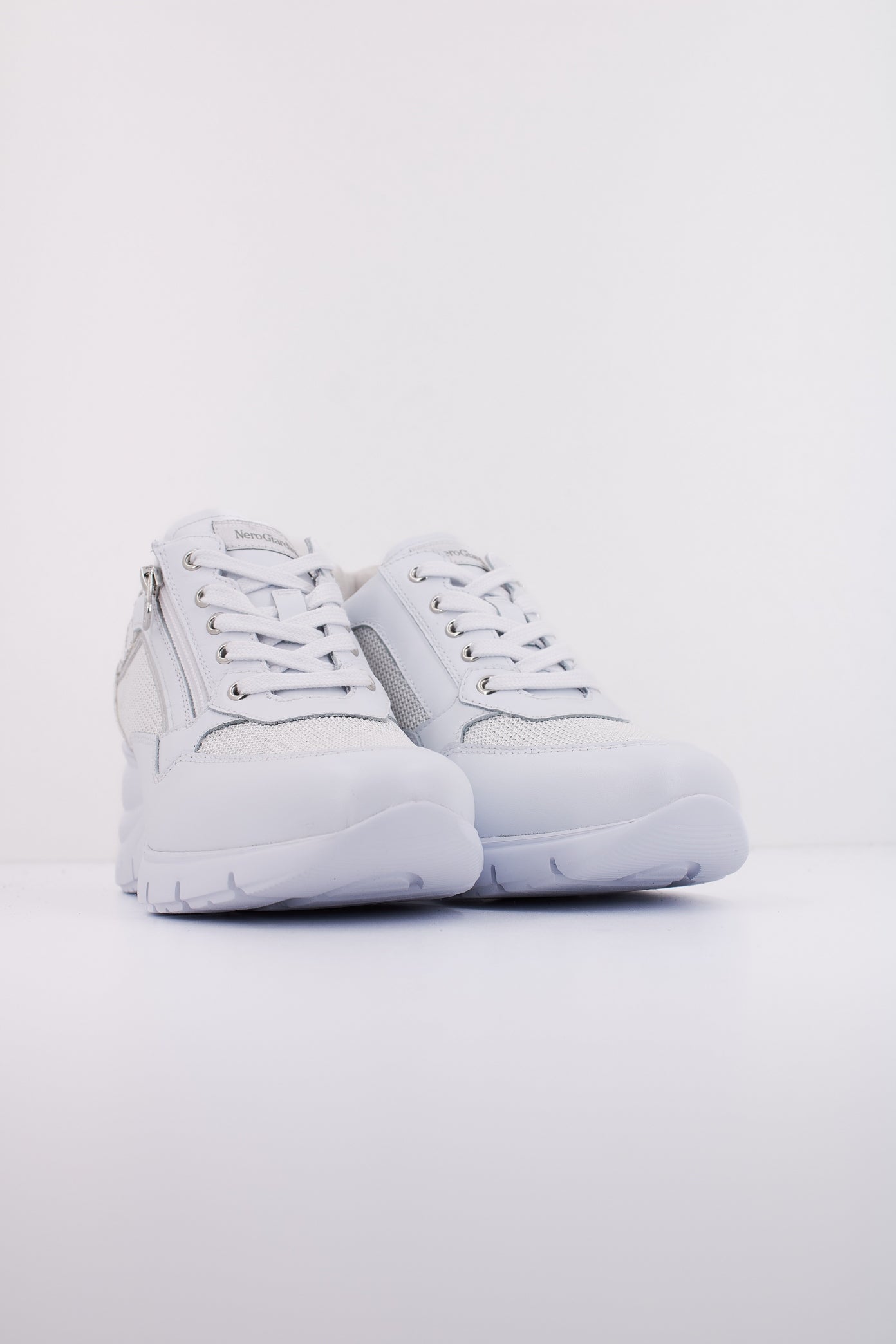 NERO GIARDINI ED en color (2)