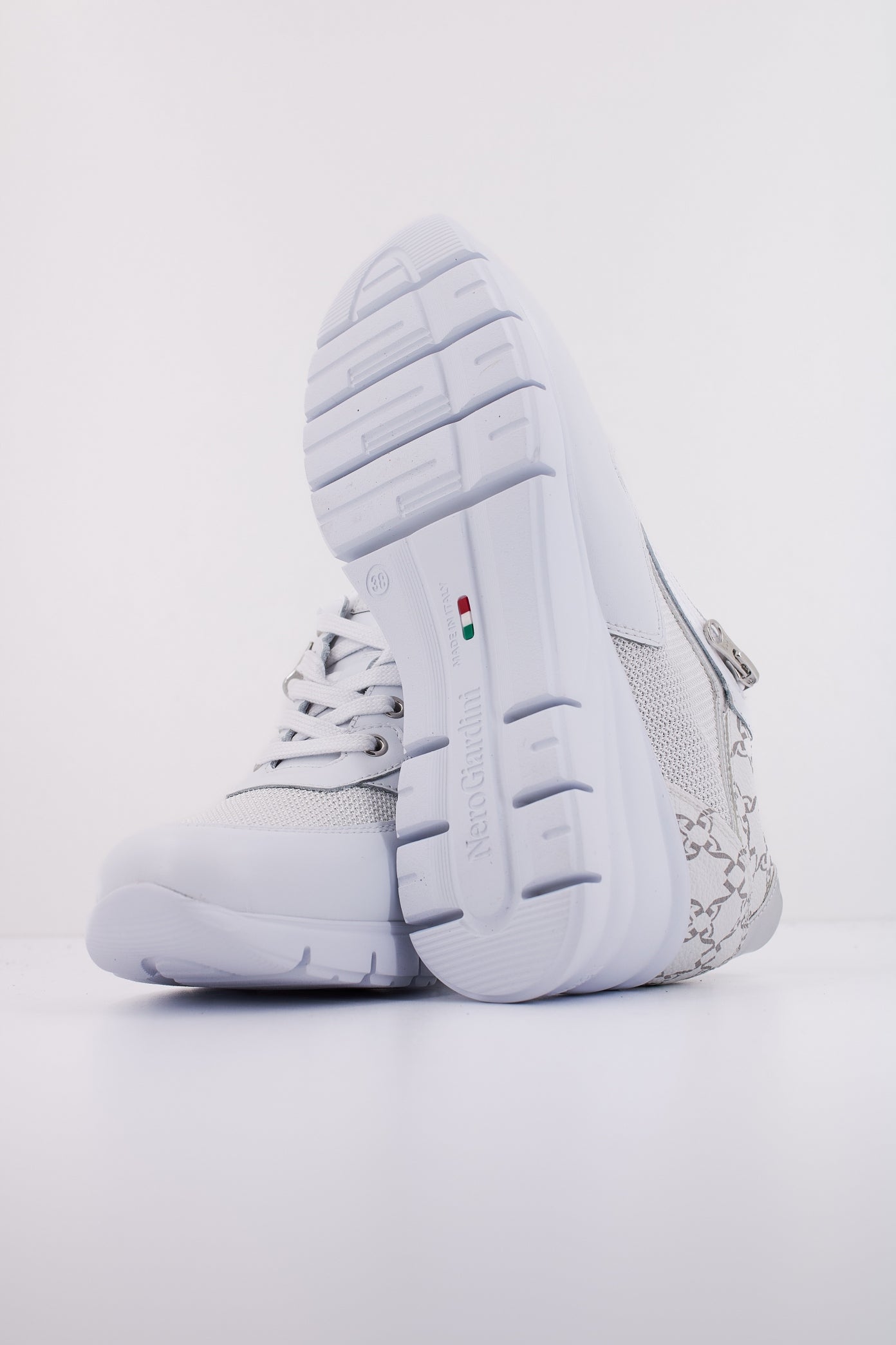 NERO GIARDINI ED en color (5)