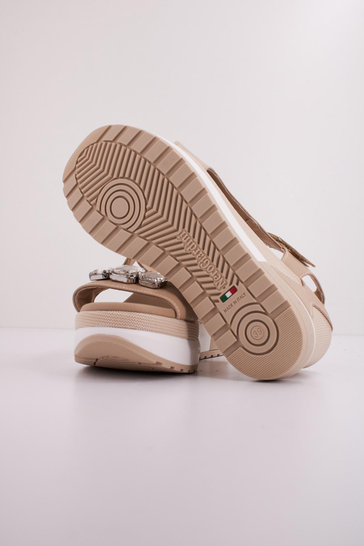 NERO GIARDINI ED en color (5)