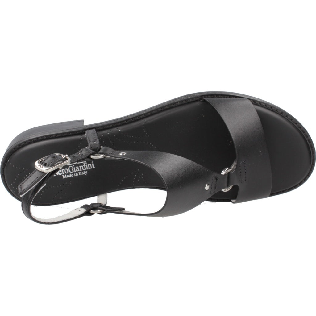 NERO GIARDINI ED en color (7)