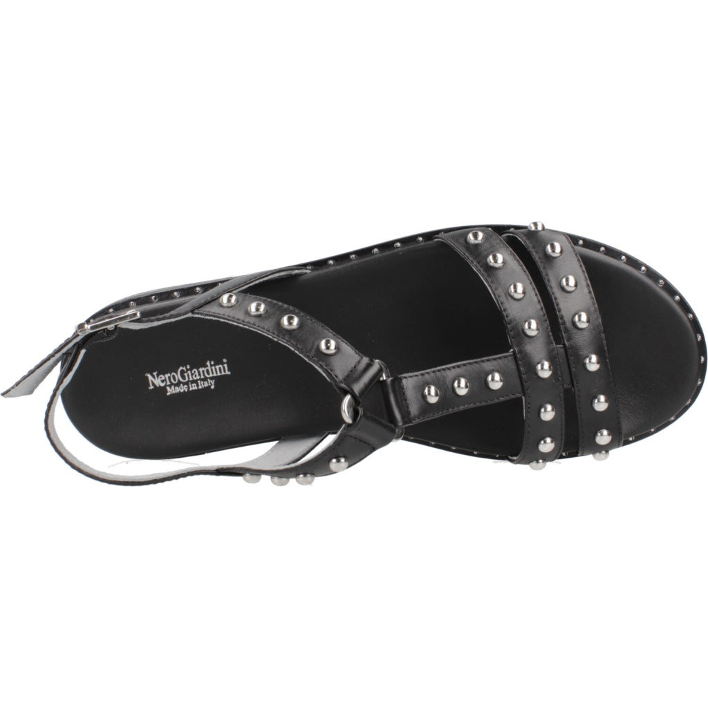 NERO GIARDINI ED en color (7)