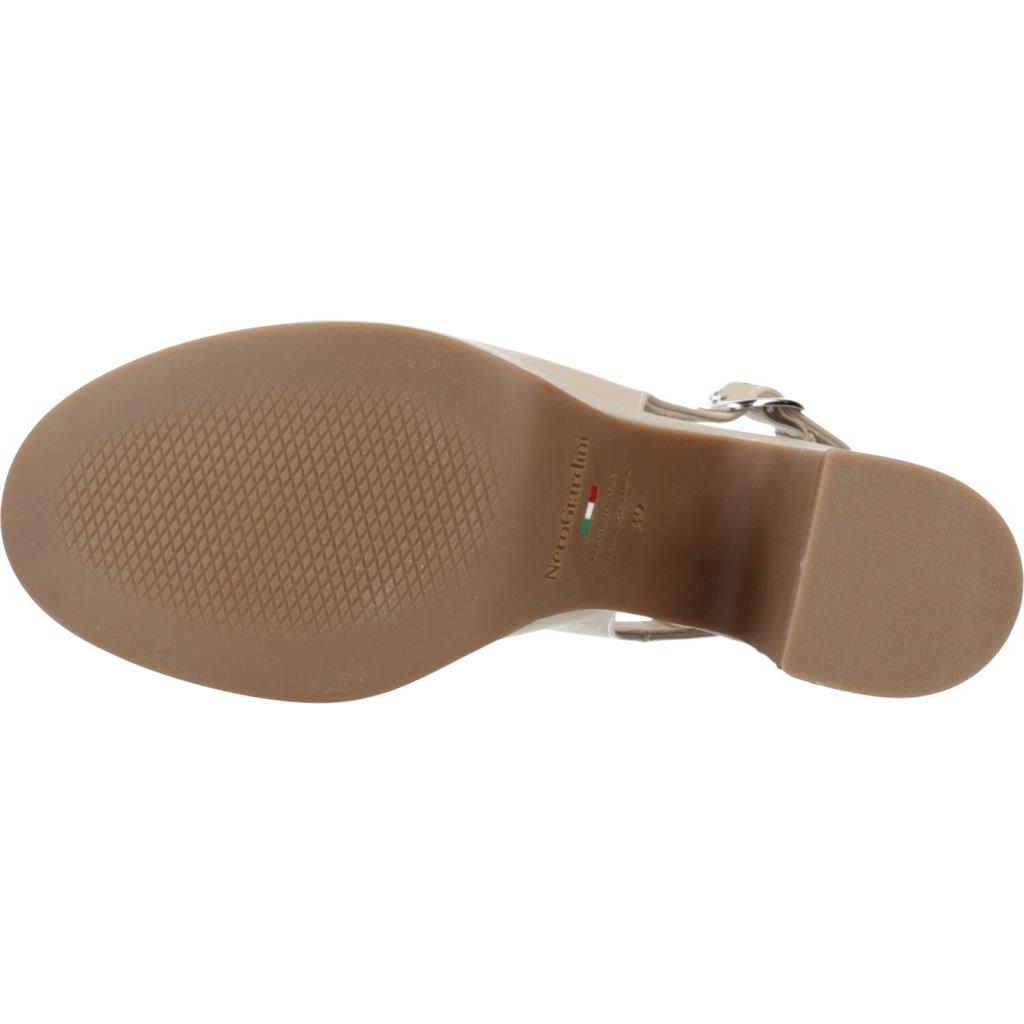 NERO GIARDINI ED en color   (6)