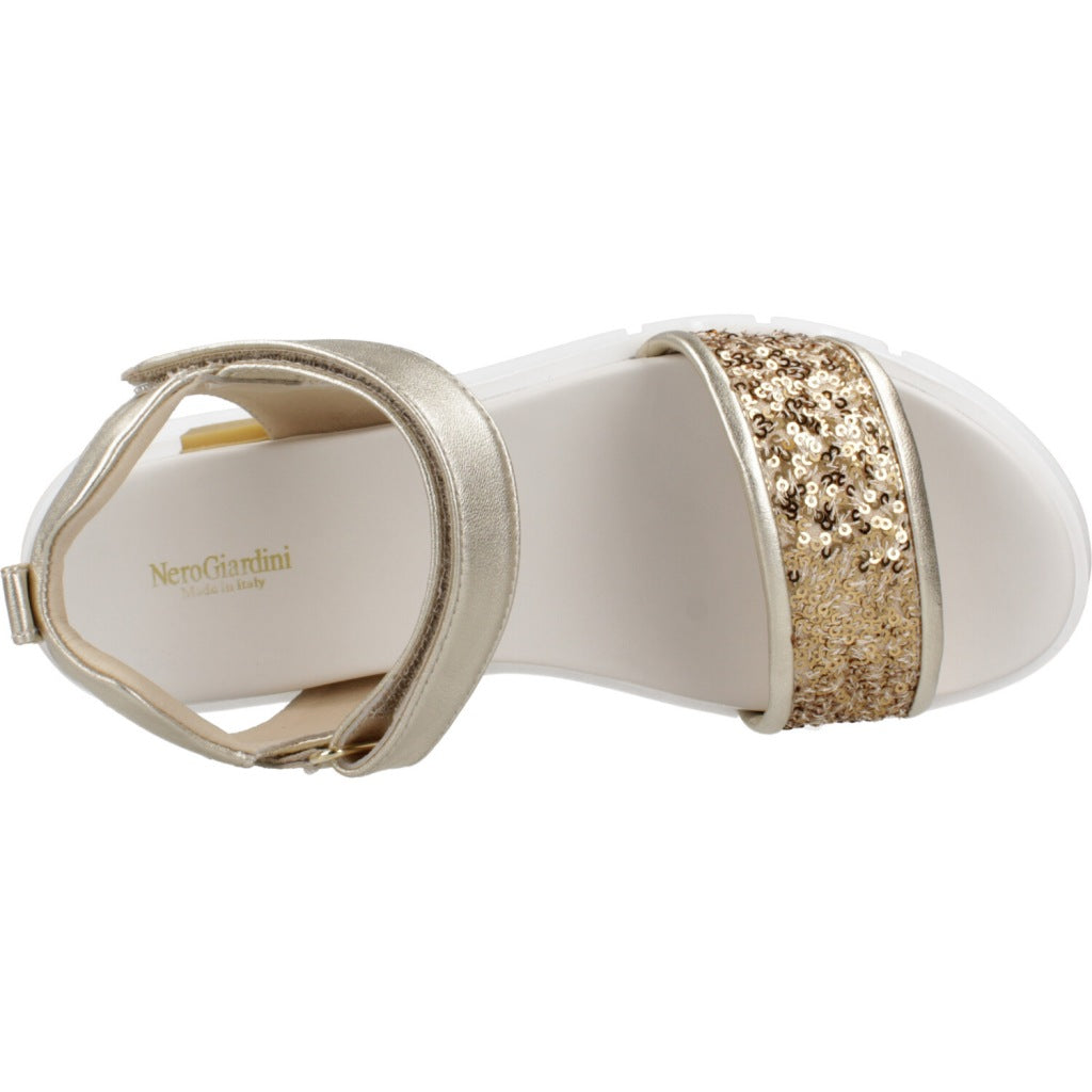 NERO GIARDINI ED en color   (7)