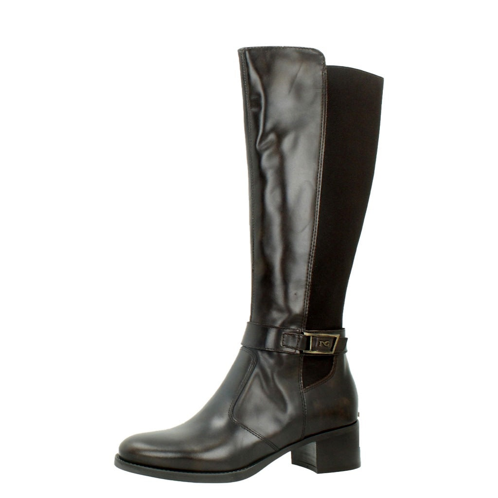 NERO GIARDINI ID en color (2)