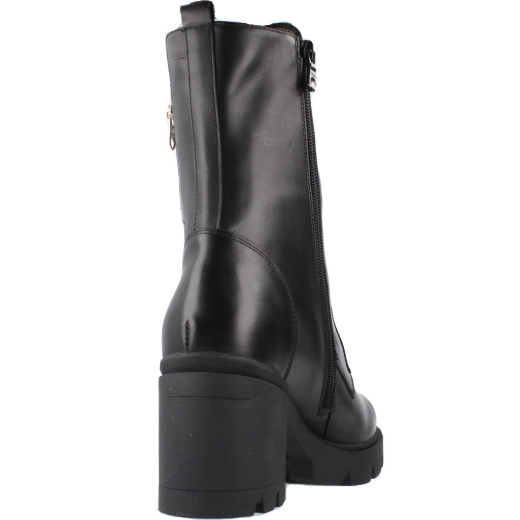 NERO GIARDINI ID en color (3)