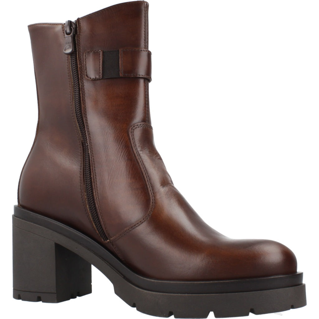 NERO GIARDINI ID en color BEIGE (5)