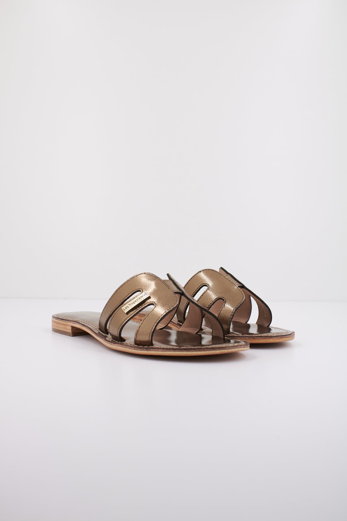 LES TROPEZIENNES C en color BRONZE (2)