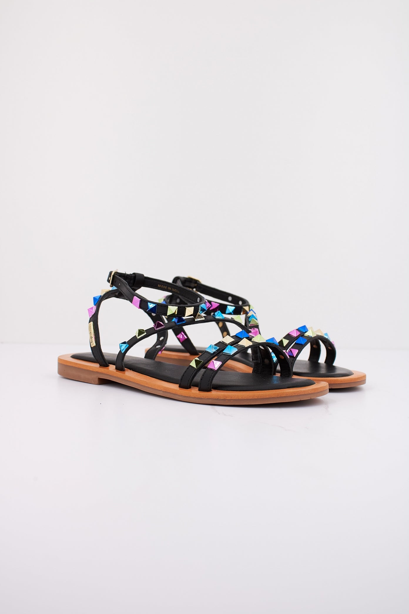 LES TROPEZIENNES OKARI en color NOIR MULTI (2)