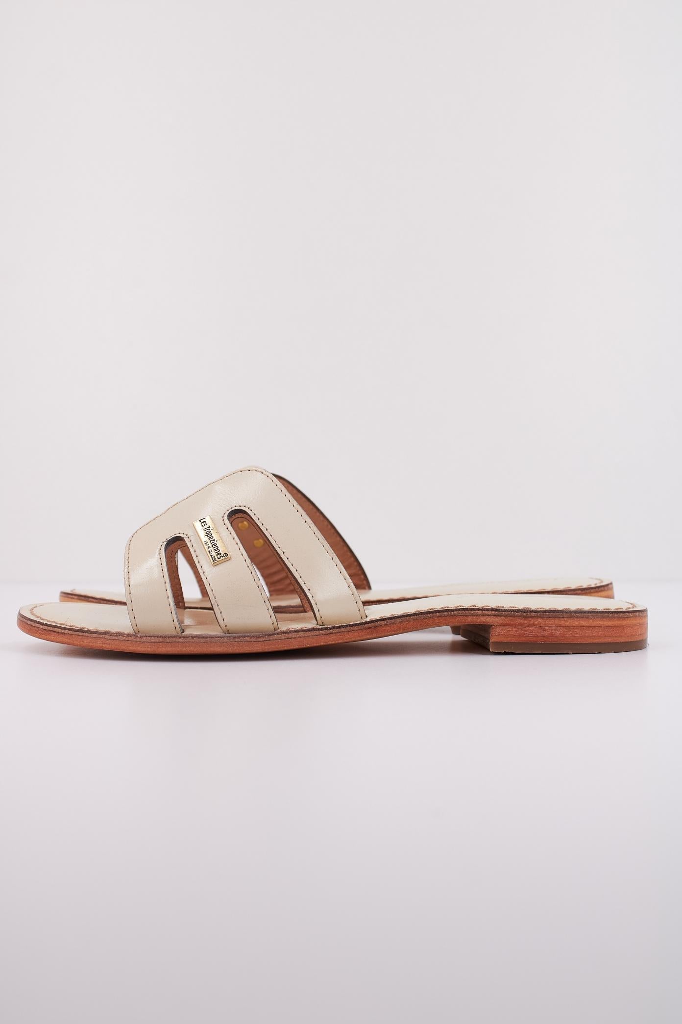 LES TROPEZIENNES CDAMIA en color CREME (1)