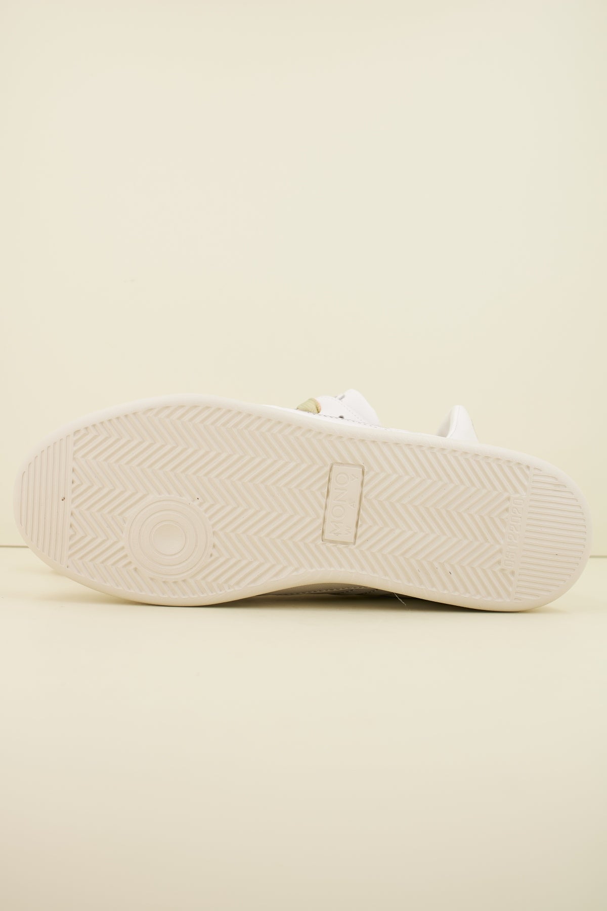 MONO WAY BANGO en color WHITE (4)