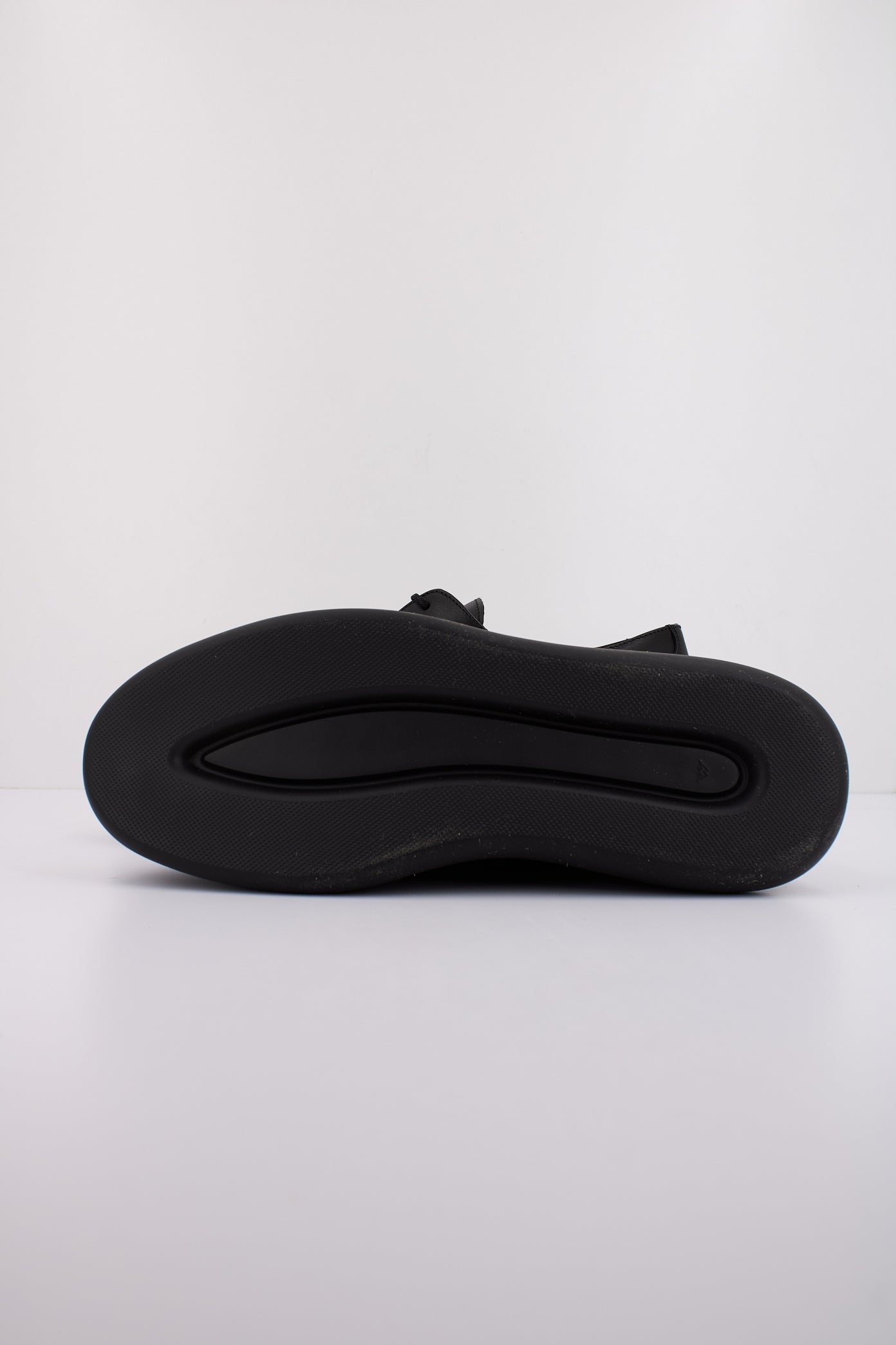 KARL LAGERFELD GRANBY LACE LO en color X BLACK (5)
