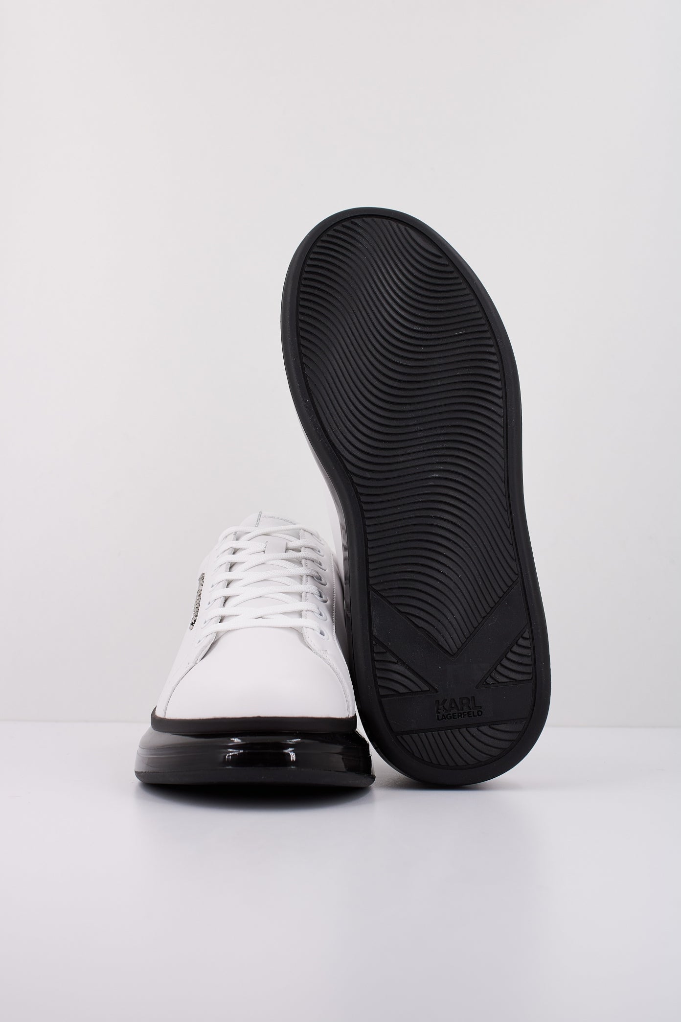 KARL LAGERFELD KAPRI KUSHION LO LAC en color WHITE (5)