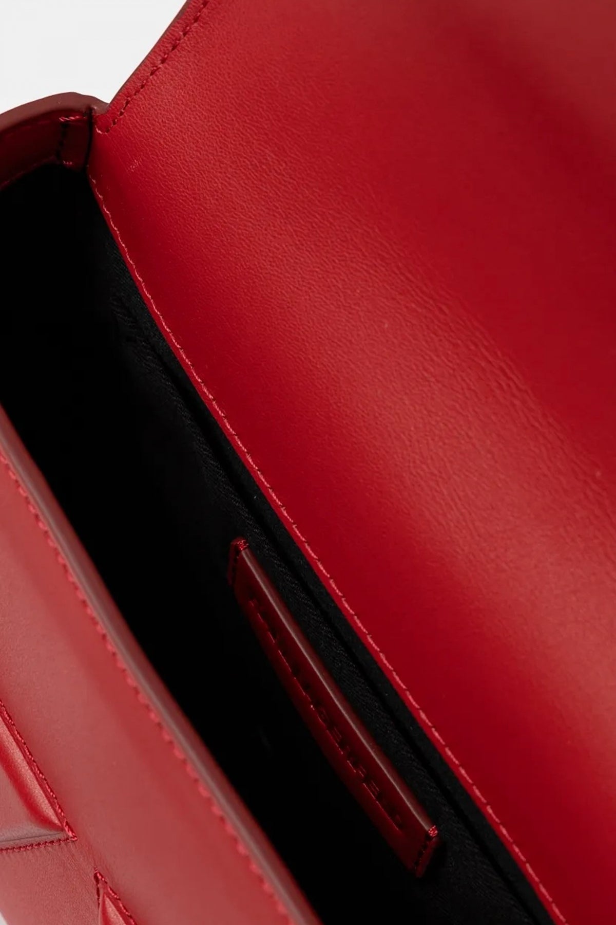 KARL LAGERFELD IKON K SOFT CROSSBOD en color KLSCRD (4)