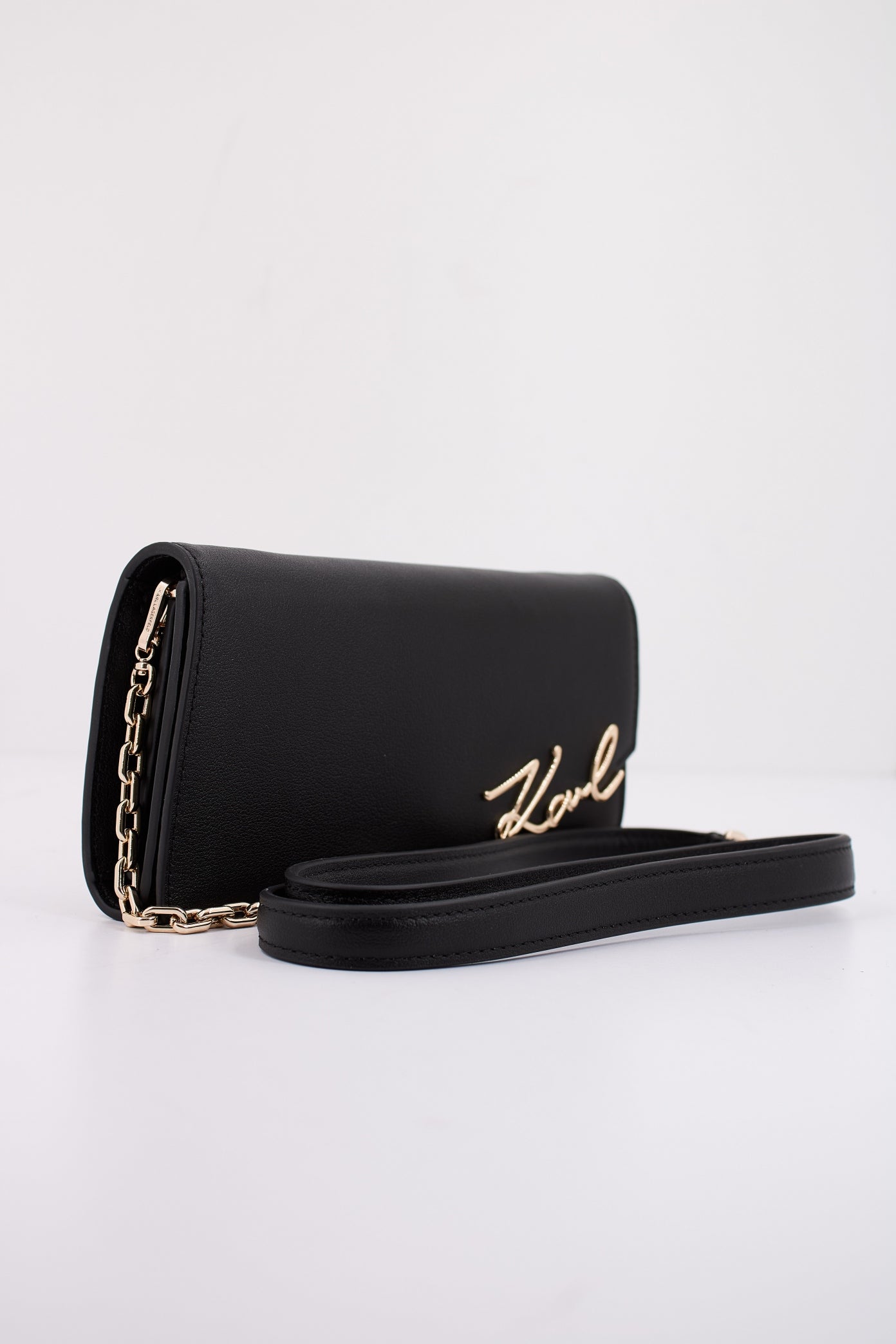 KARL LAGERFELD SIGNATURE CB WALLET en color BLKGLD (2)