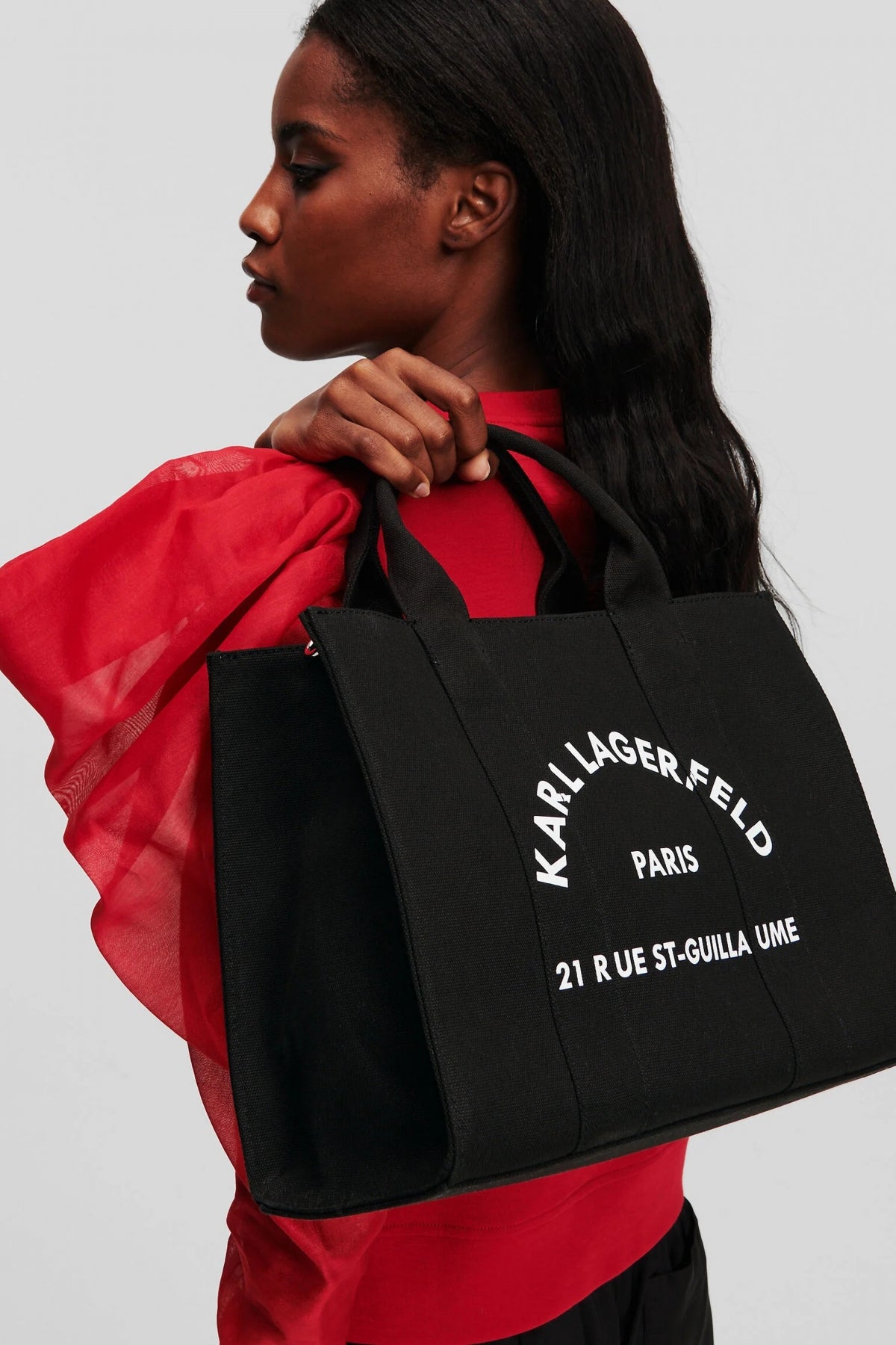 KARL LAGERFELD RSG SQUARE MEDIUM TO en color BLACK (4)