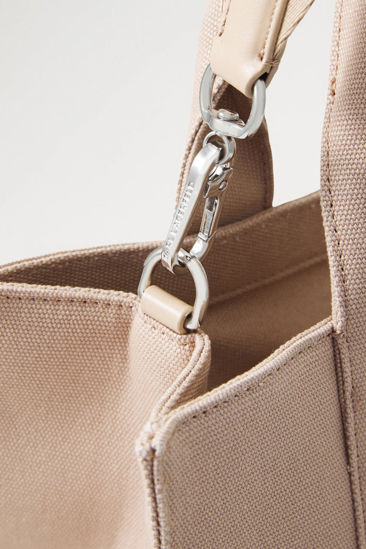 KARL LAGERFELD RSG SQUARE MEDIUM TO en color NOUGAT (4)