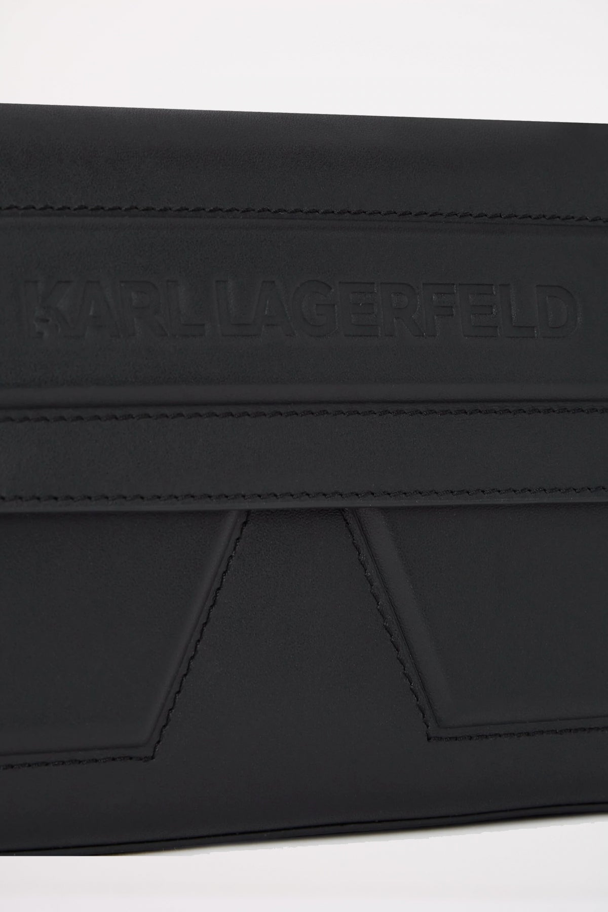 KARL LAGERFELD IKON K SOFT WEBBING en color BLKNKL (3)