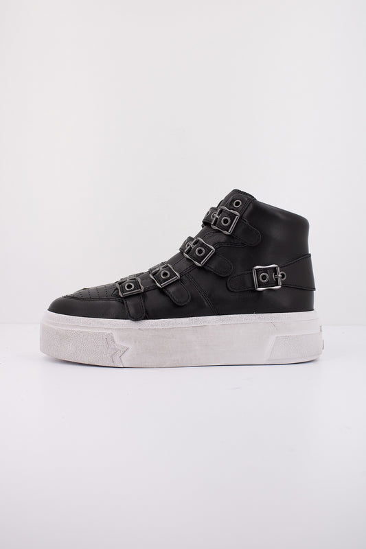 ASH STARMOON en color BLACK  (1)