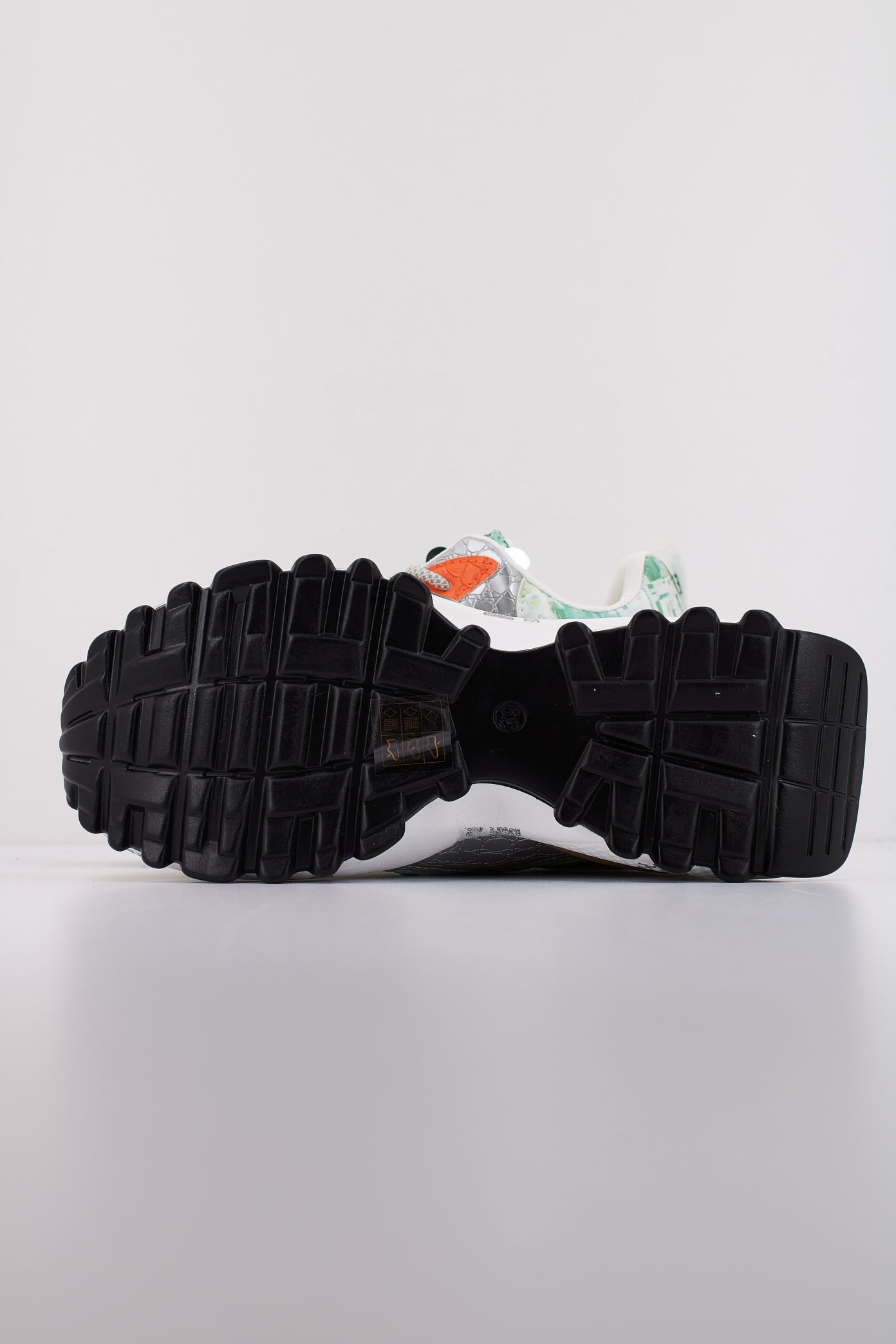 EXÉ D E en color GRNGLD (5)