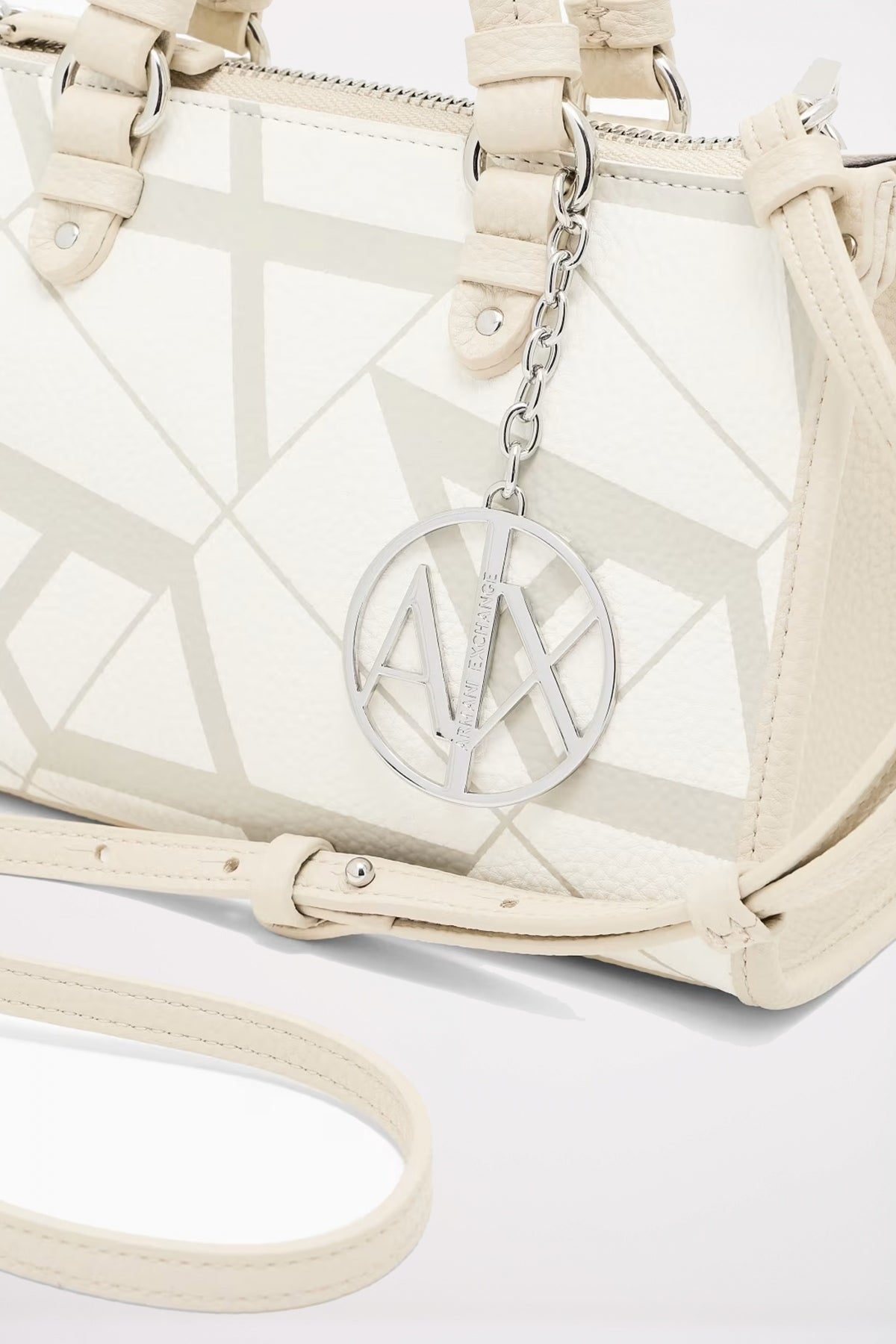 ARMANI EXCHANGE GYNGER TOP HANDLE B en color F (4)