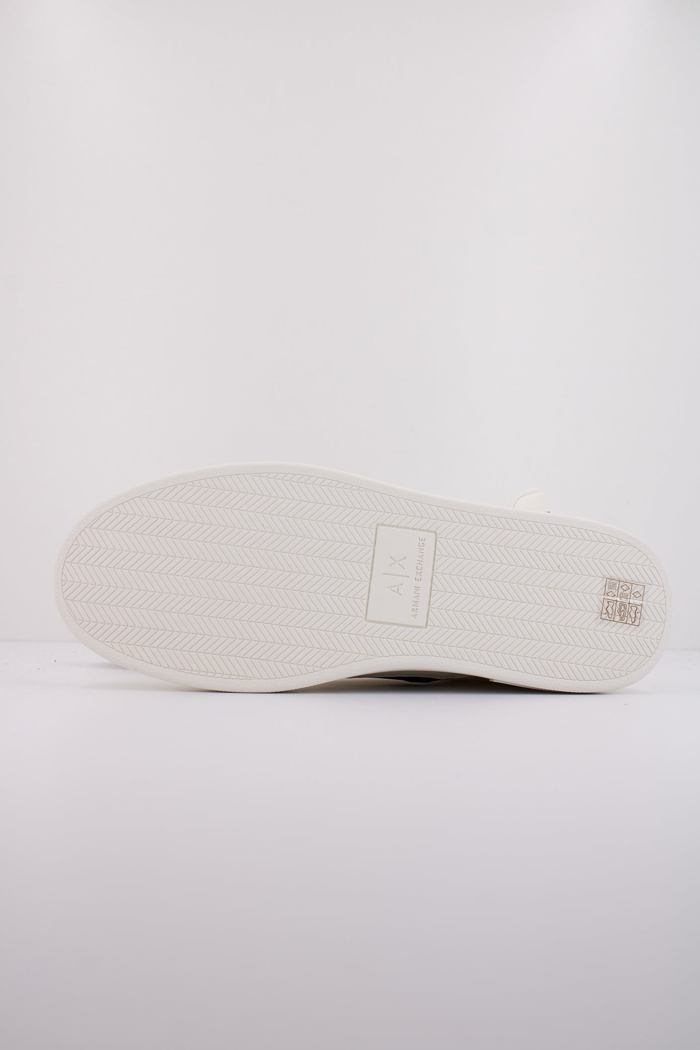 ARMANI EXCHANGE XUX XV en color U (5)