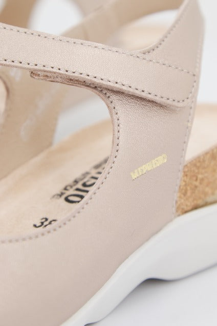 MEPHISTO ORPHEA CHARM en color PLTNIM (4)