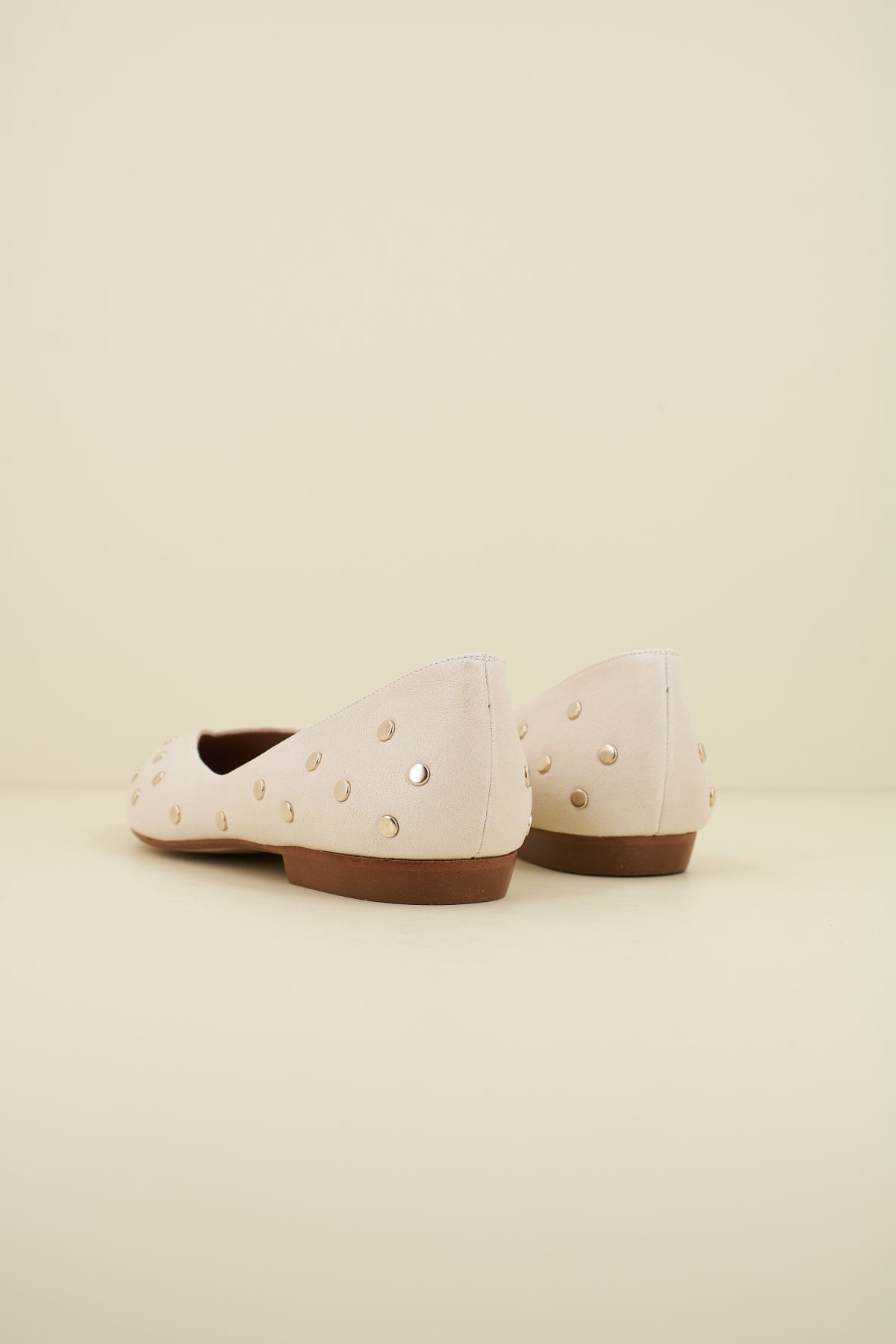 MIUXA ZAONE en color LATTE (3)