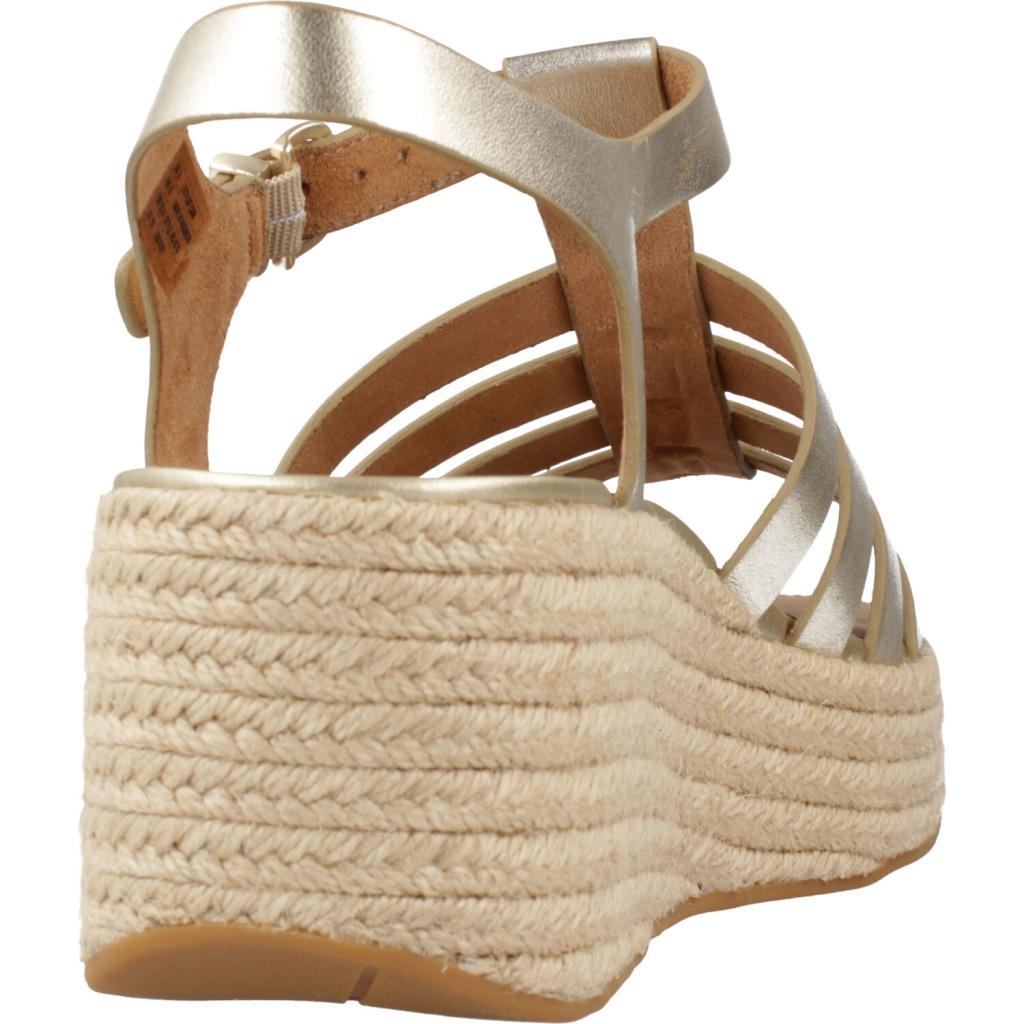 FITFLOP  W PLATFFORMS ESPADR en color PLATINO  (3)