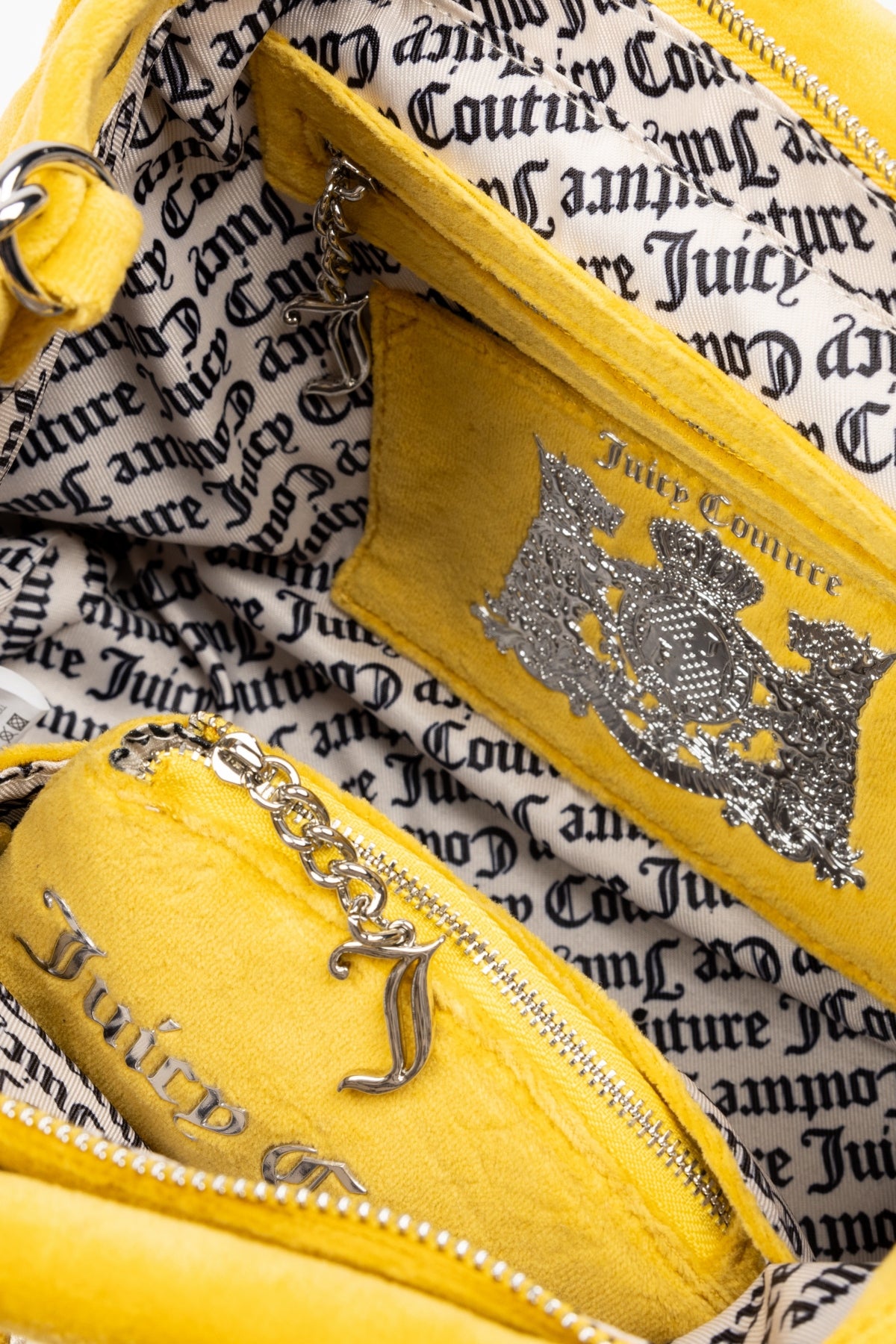 JUICY COUTURE IRIS PATCH VELVET M en color LEMON (3)