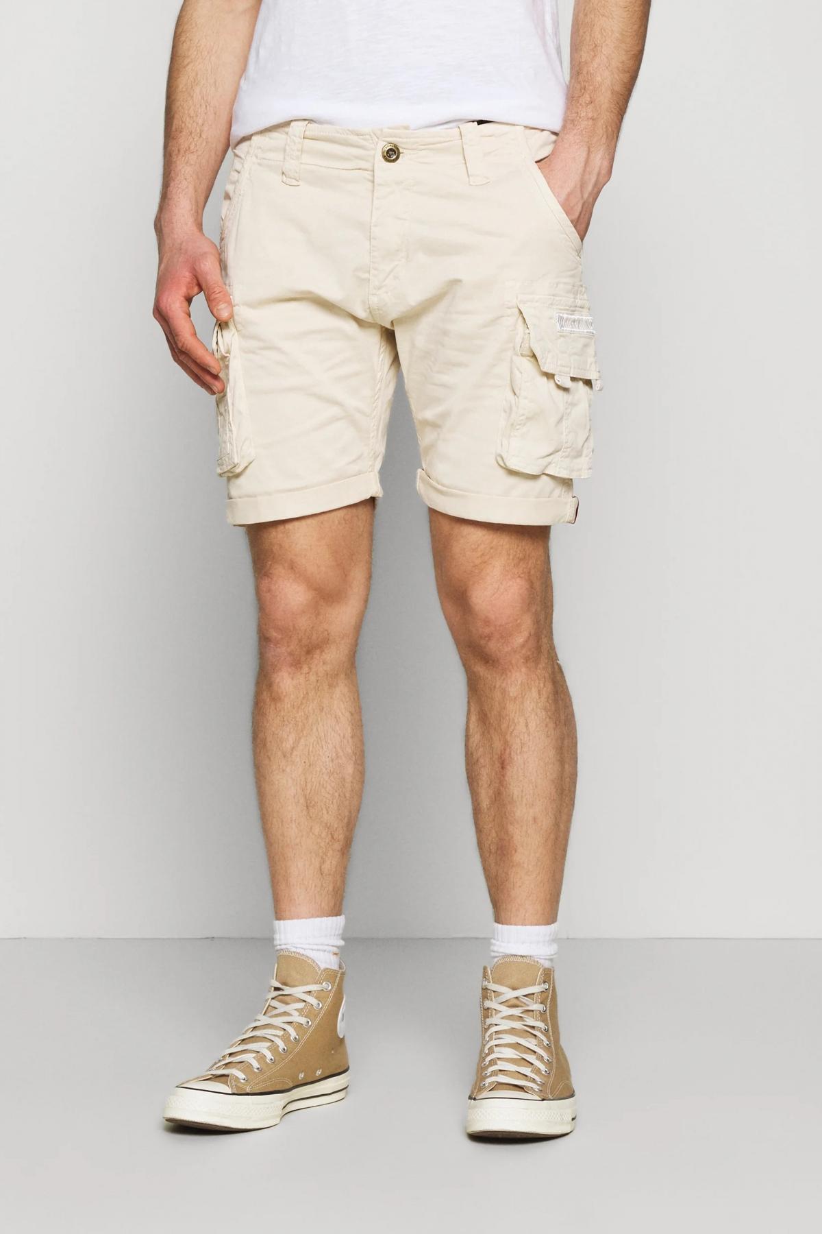 ALPHA INDUSTRIES CREW SHORT en color STRWHT (1)