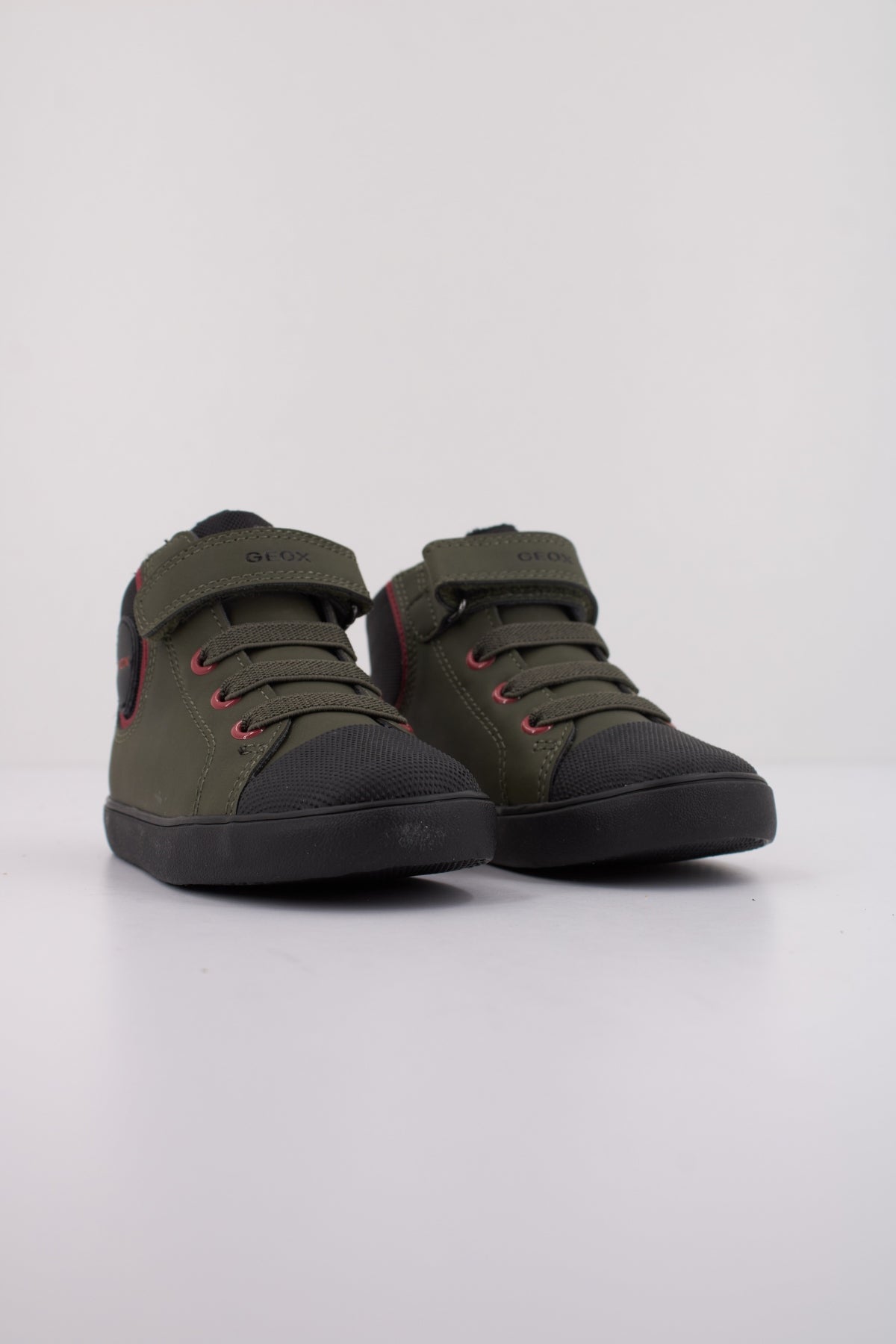 GEOX B GISLI BOY en color C (2)