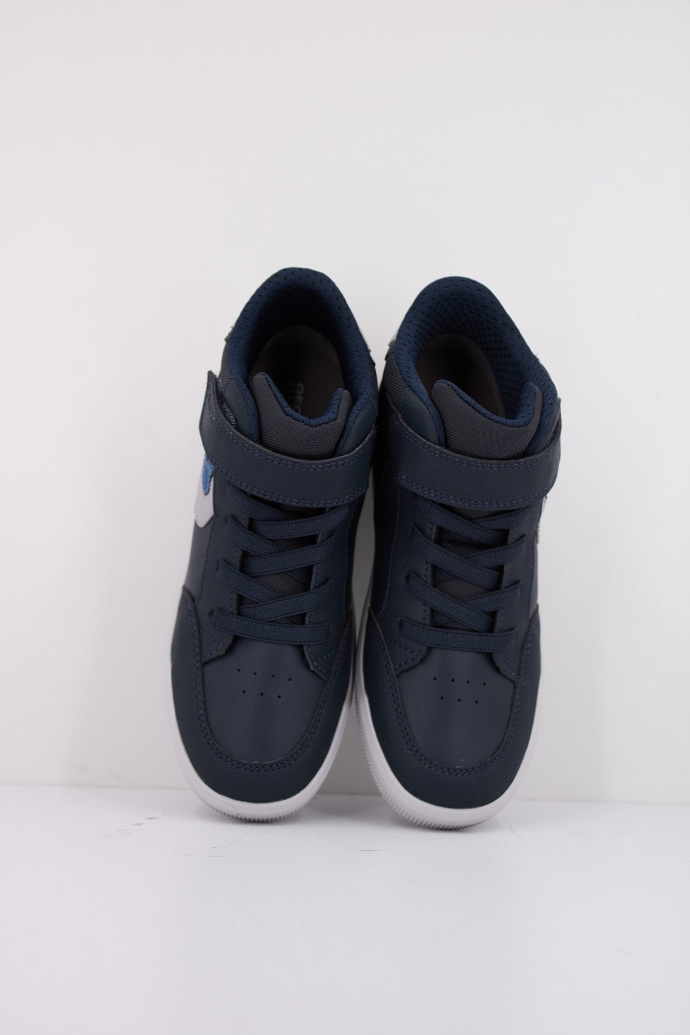 GEOX J ARZACH en color C (3)