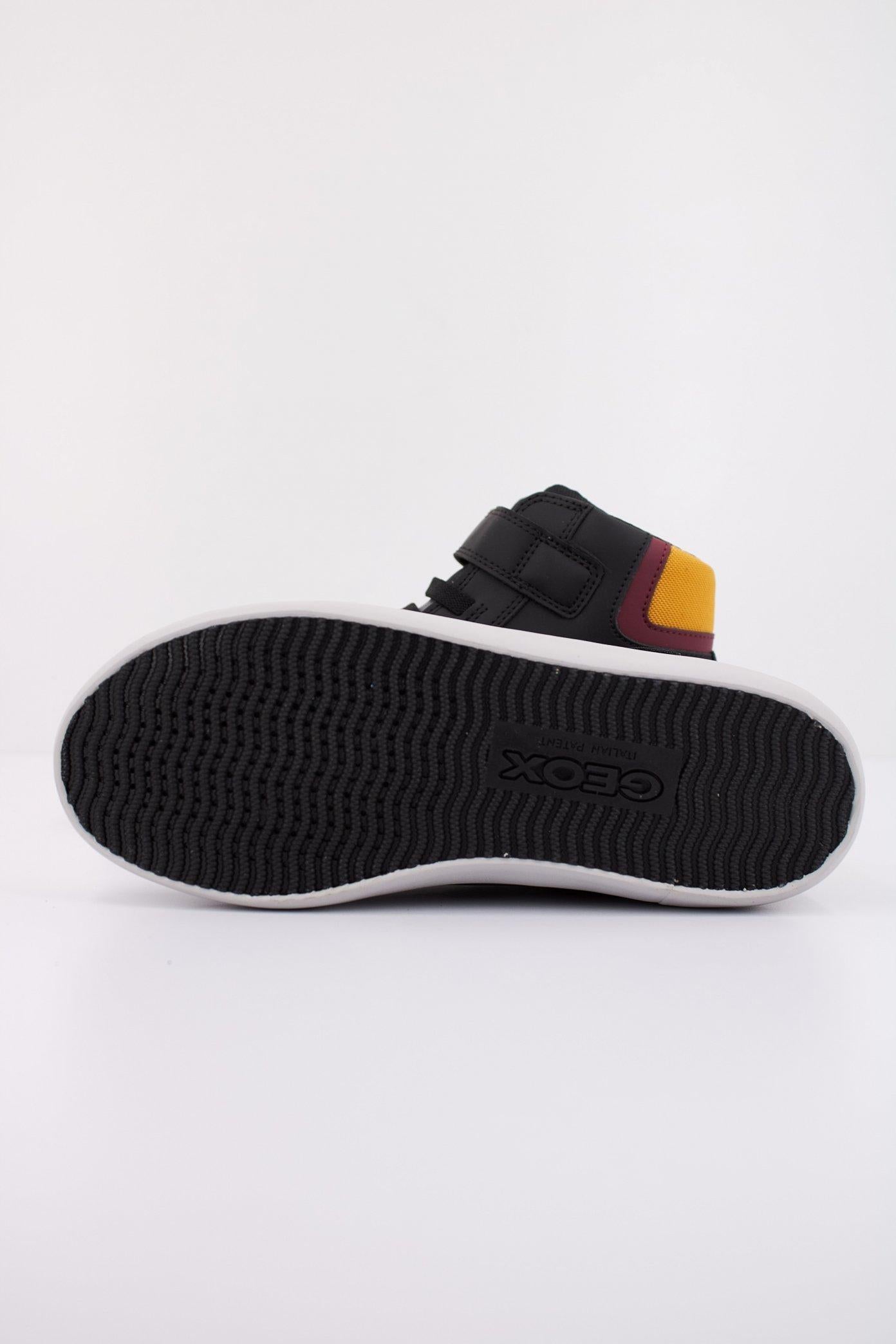 GEOX J GISLI en color C (5)