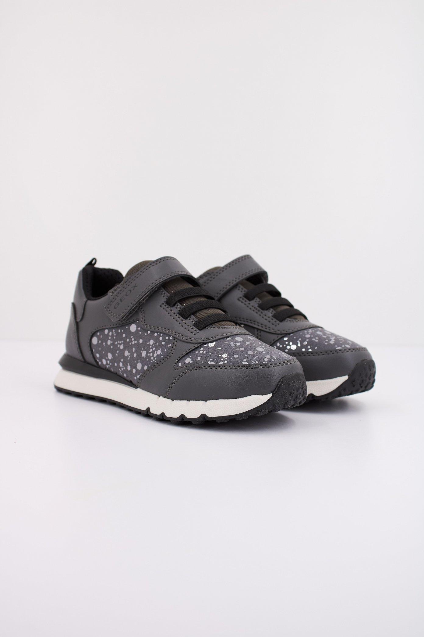 GEOX J FASTICS en color C (3)