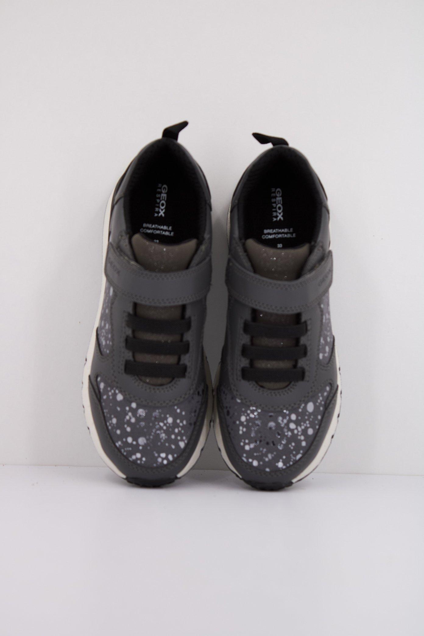 GEOX J FASTICS en color C (4)