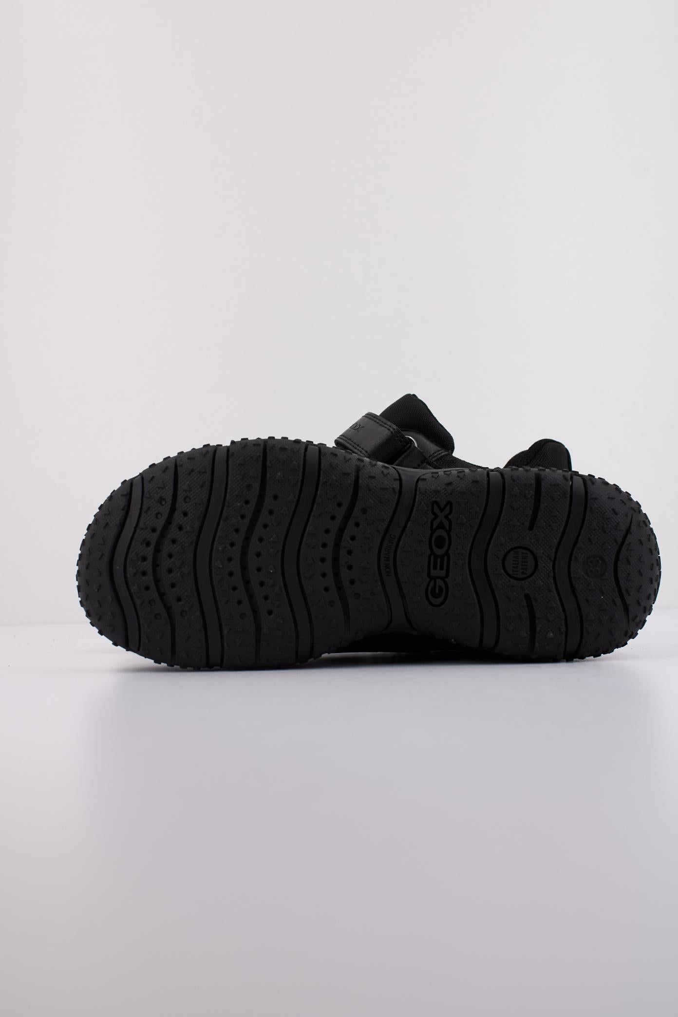 GEOX JR BALTIC BOY B ABX en color C (5)