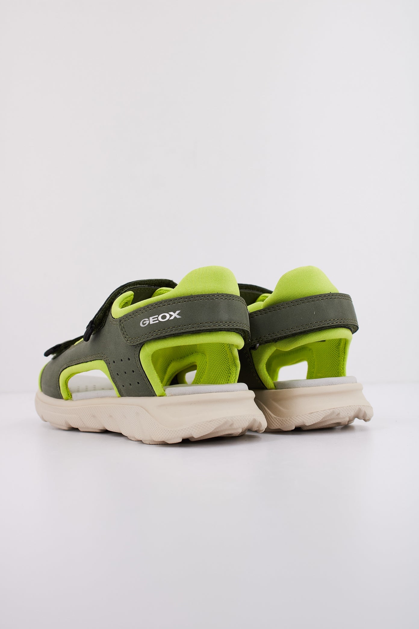 GEOX J SANDAL AIRADYUM BO en color C (4)