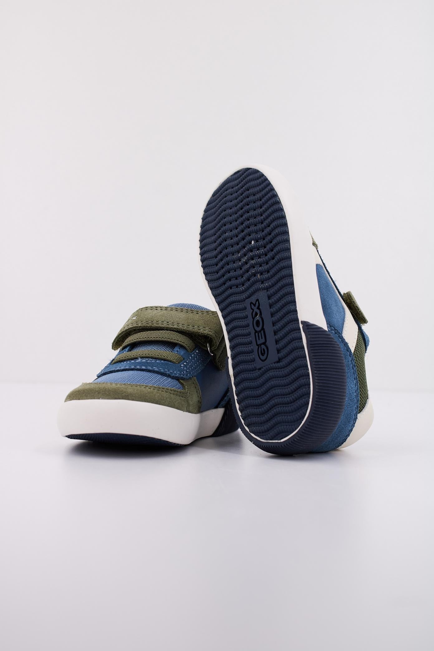 GEOX B GISLI BOY en color CFB (5)