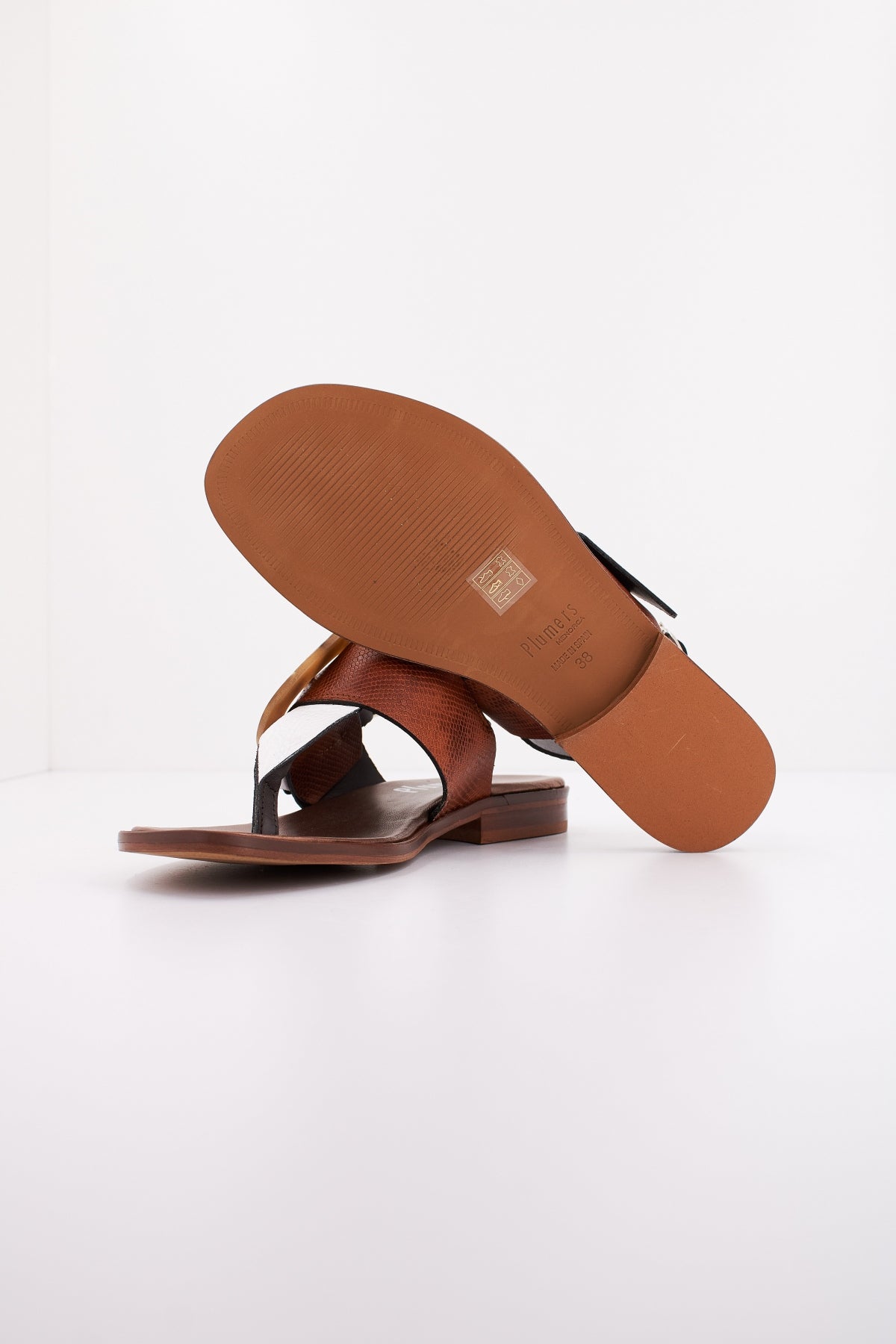 PLUMERS P en color BLANCO (4)