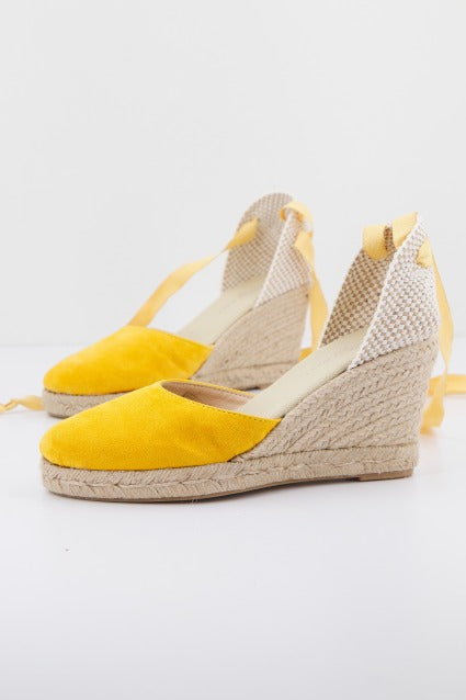 CLARA DURAN VALENANTCD en color OCRE (2)