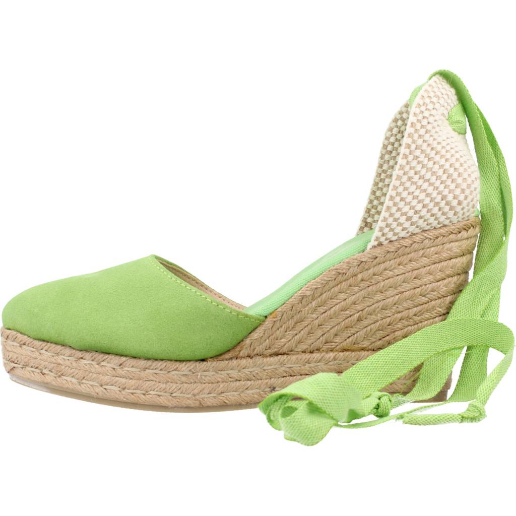 CLARA DURAN VALENSERCD en color PISTACHO (2)