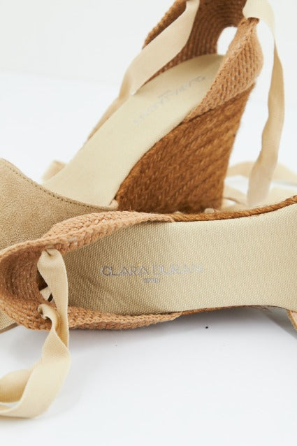 CLARA DURAN VALENCUNCD en color SERBEIGE (4)