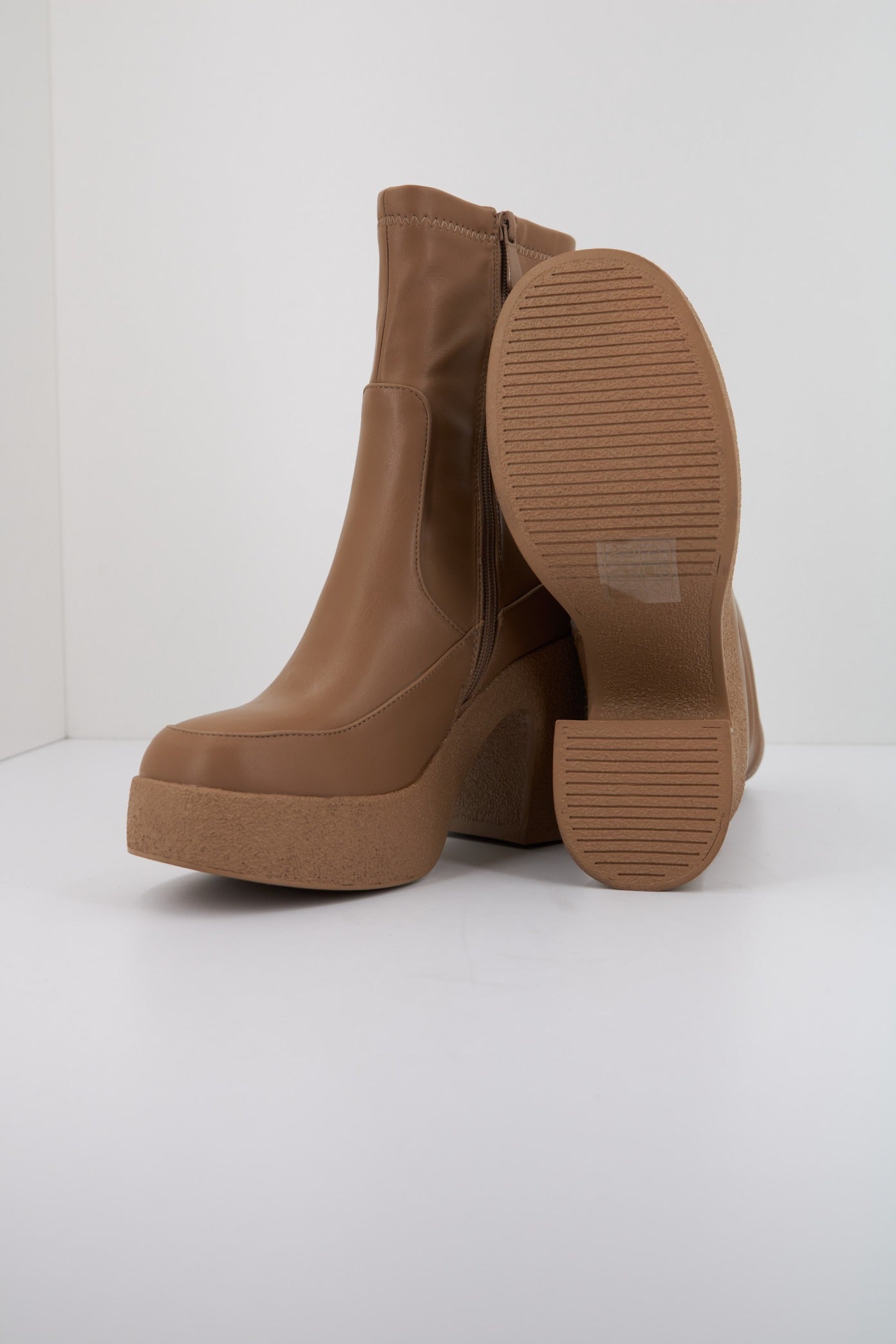 NOA HARMON VINCI en color TAUPE (4)