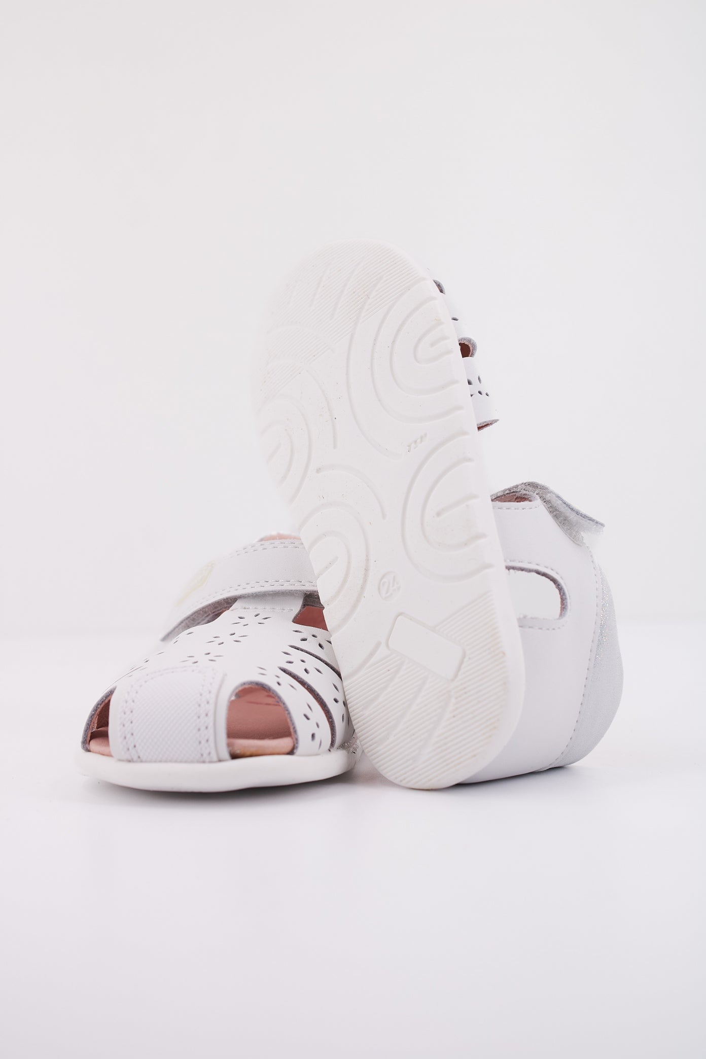 PABLOSKY P en color BLANCO (5)