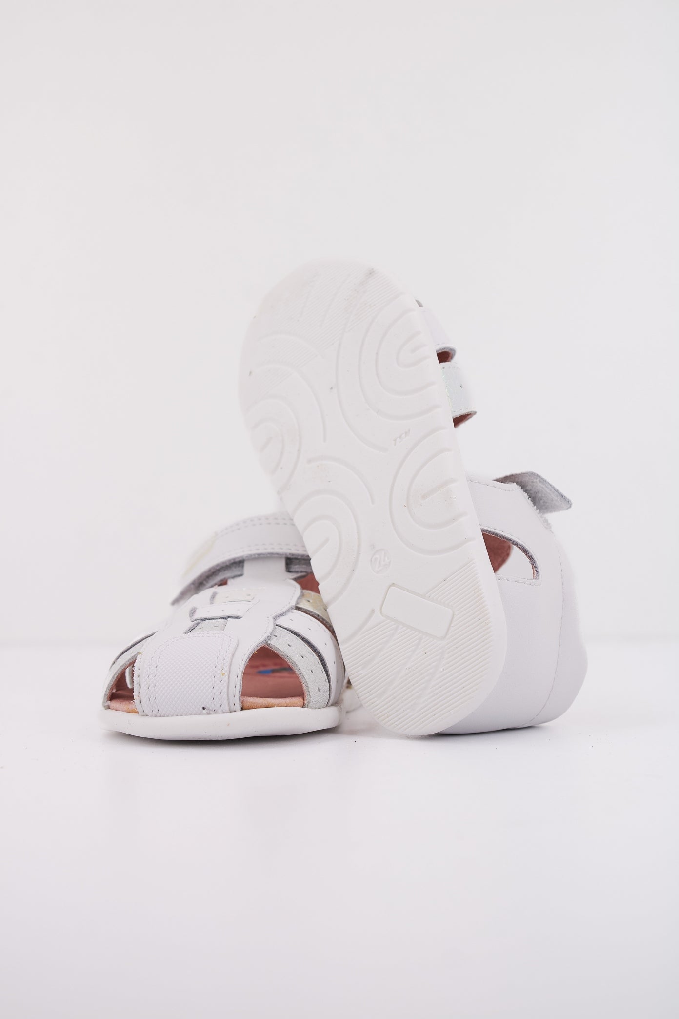 PABLOSKY P en color BLANCO (5)