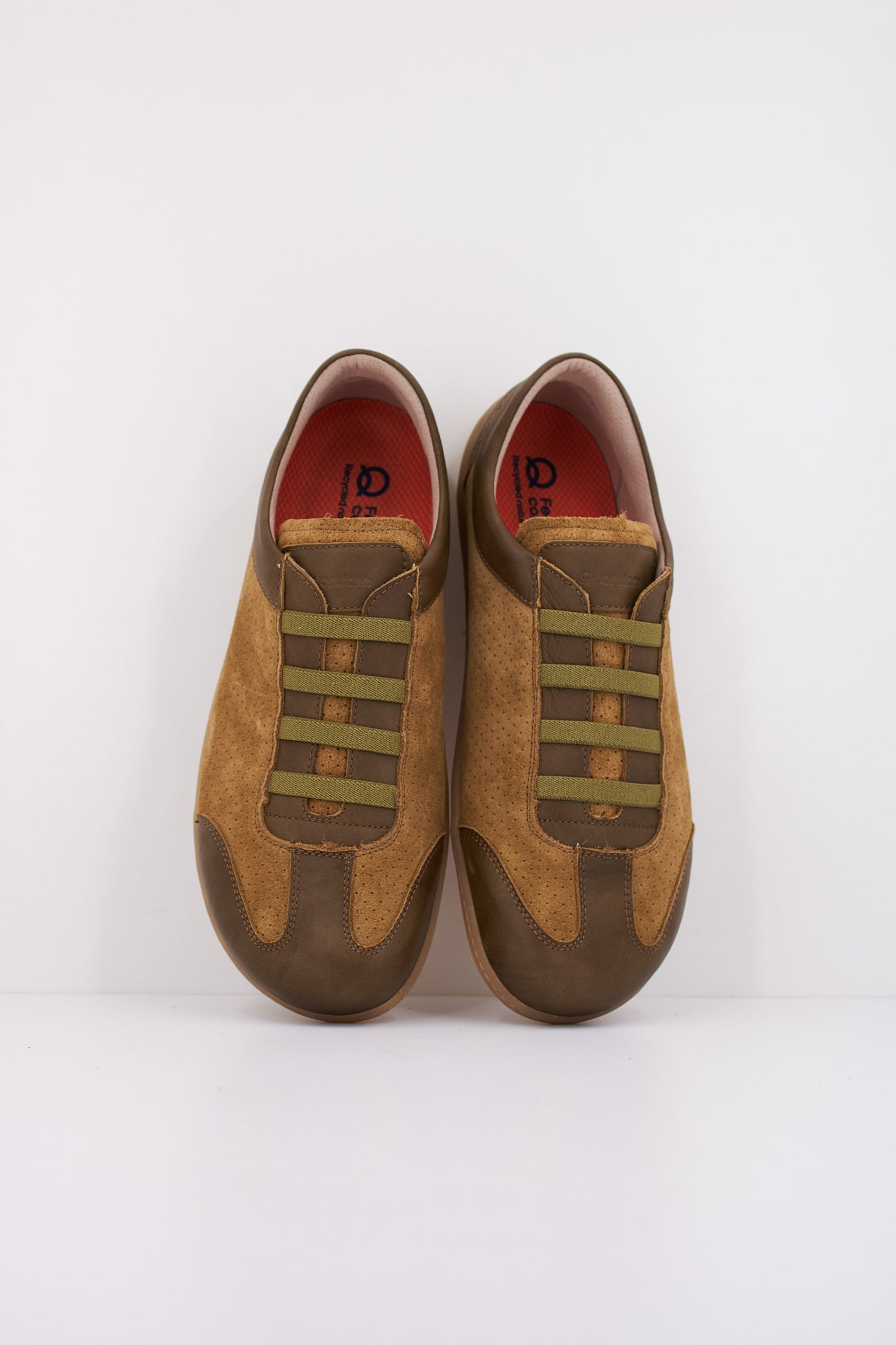 QUONDAM FOLK SR en color KAKI (3)