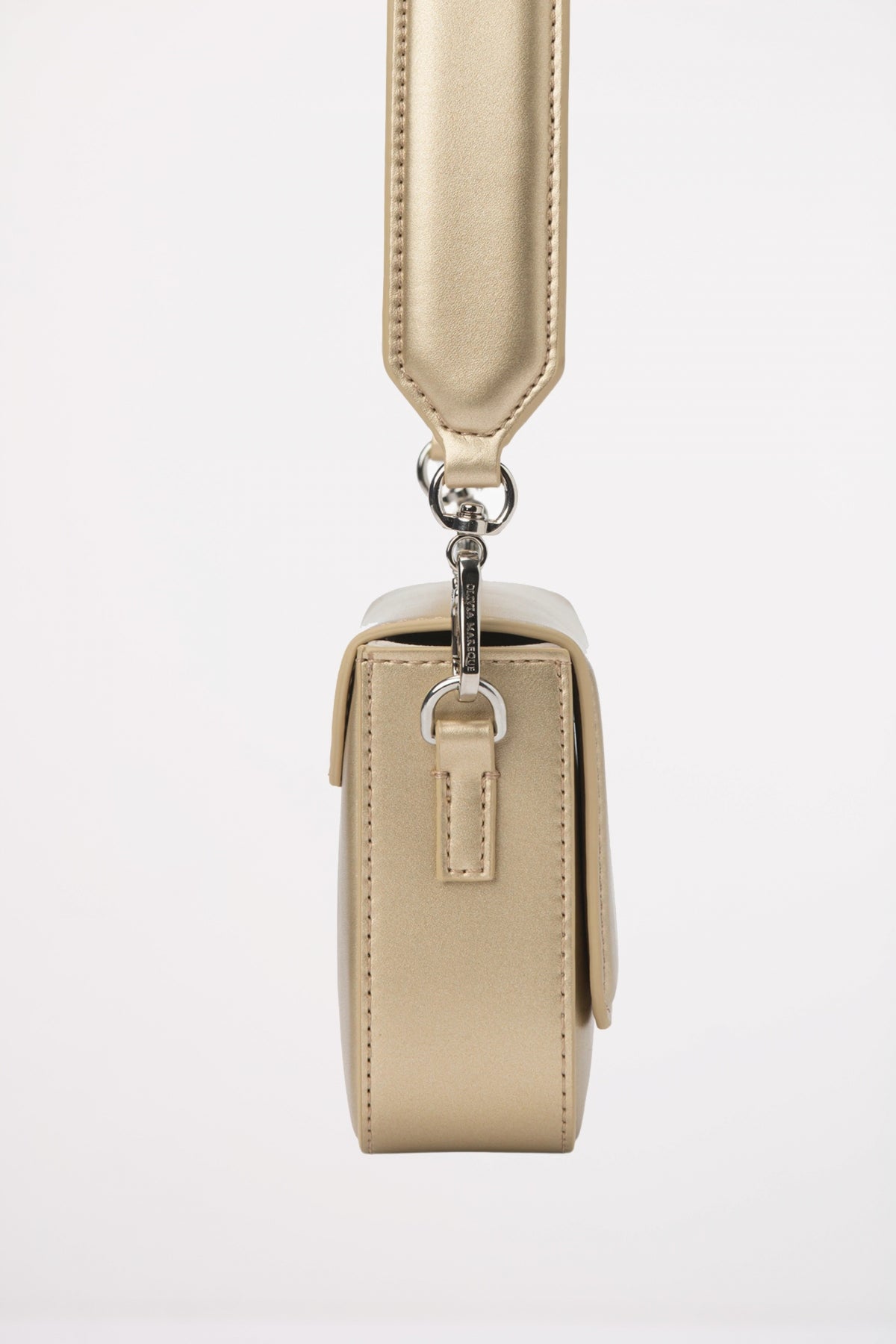 OLIVIA MAREQUE PANTONE en color DRDORIZ (3)