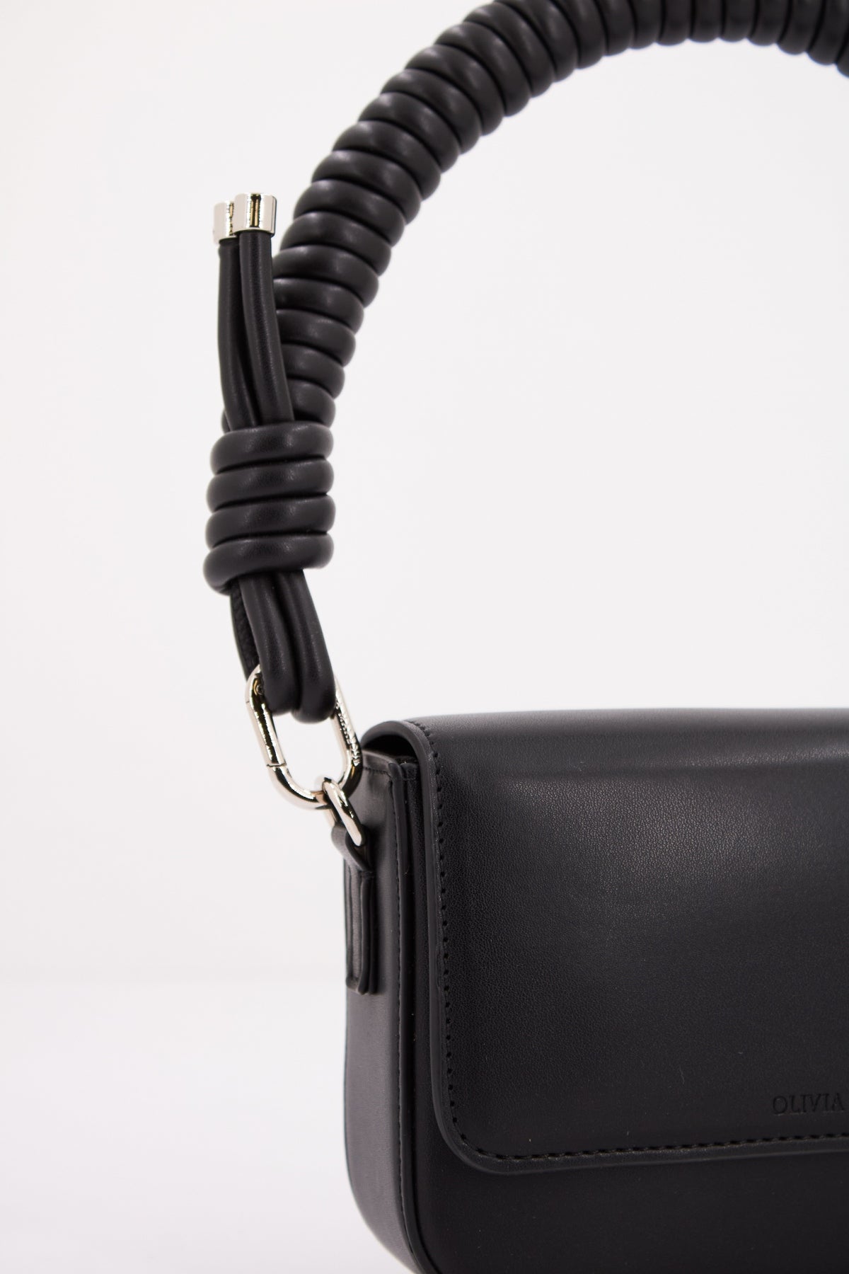 OLIVIA MAREQUE PANTONE en color NEGRO (4)