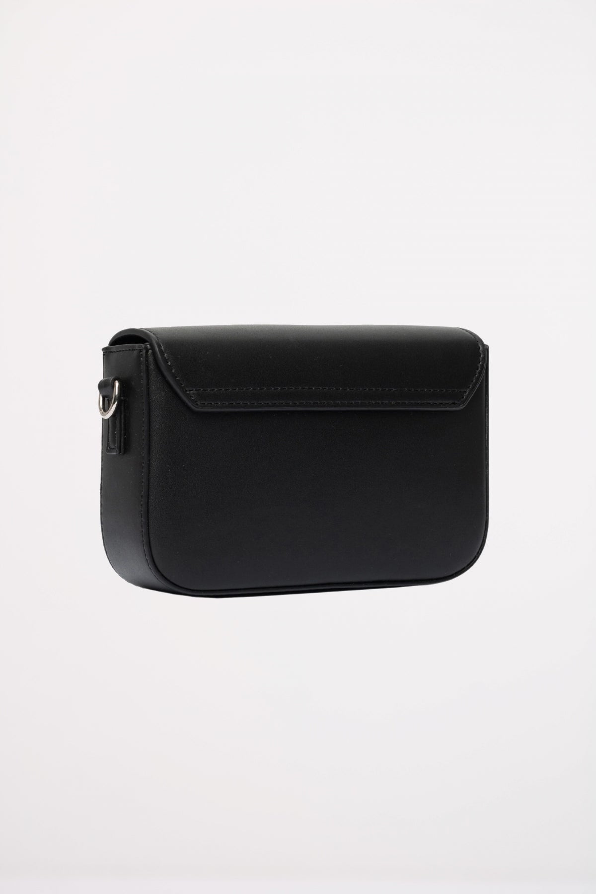 OLIVIA MAREQUE PANTONE en color NGRPE (2)